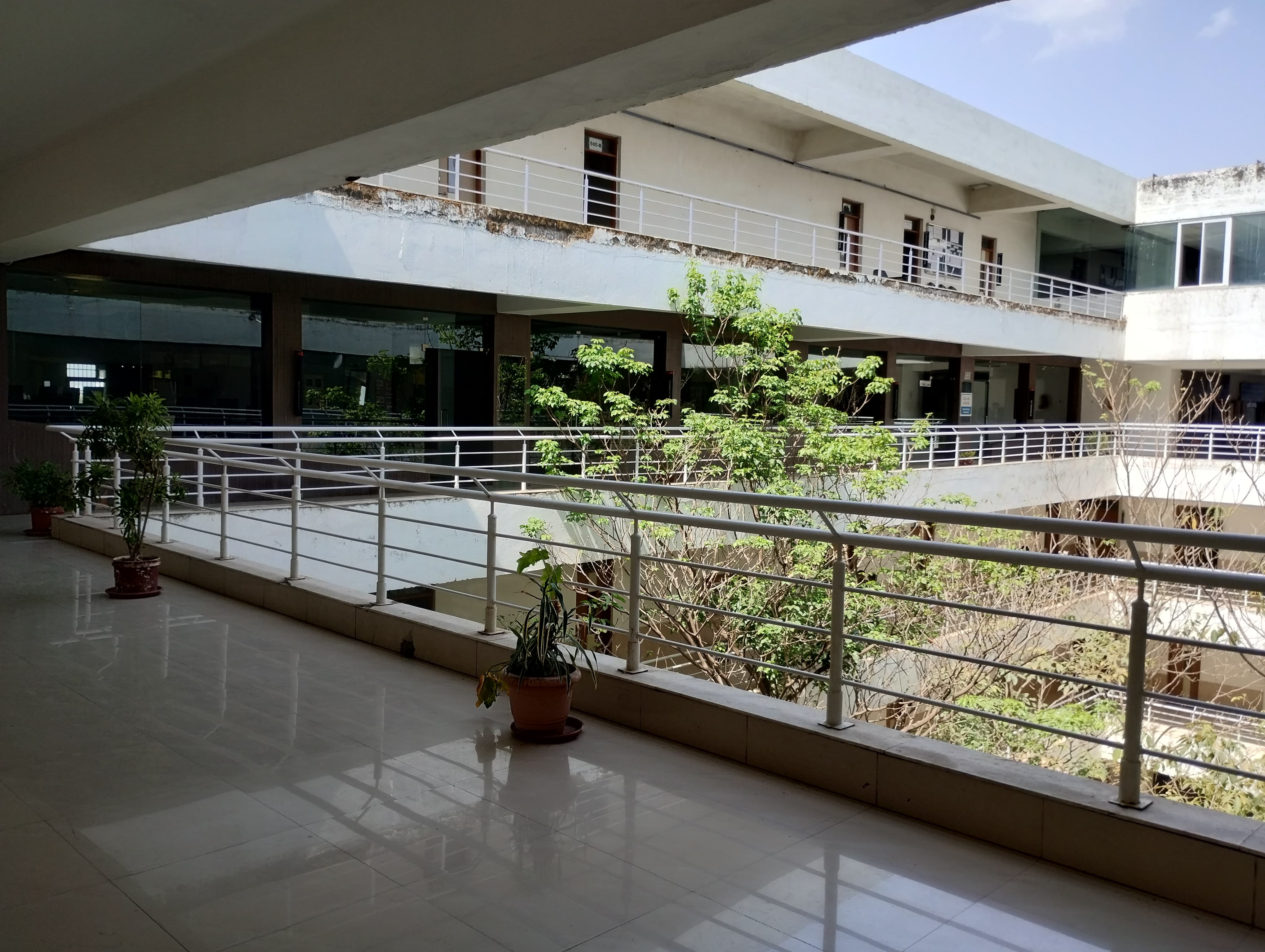Sri Aurobindo Institute of Technology Indore Campus Corridors media (7) by 1779095290_IMG_20260515_143643300_HDR.jpg