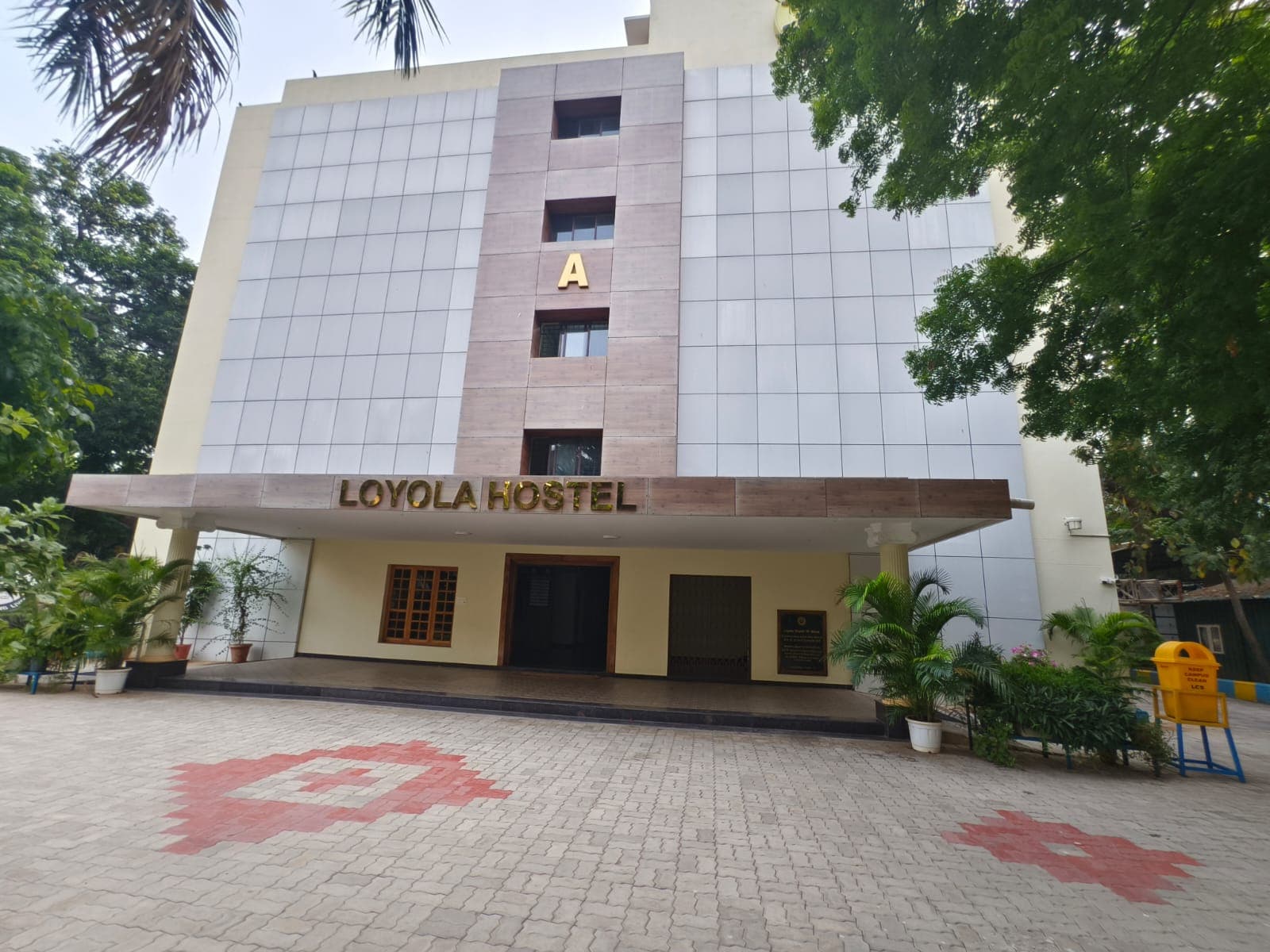 Loyola Chennai Hostel Building media (9) by 1781763218_HostelBuilding.jpeg