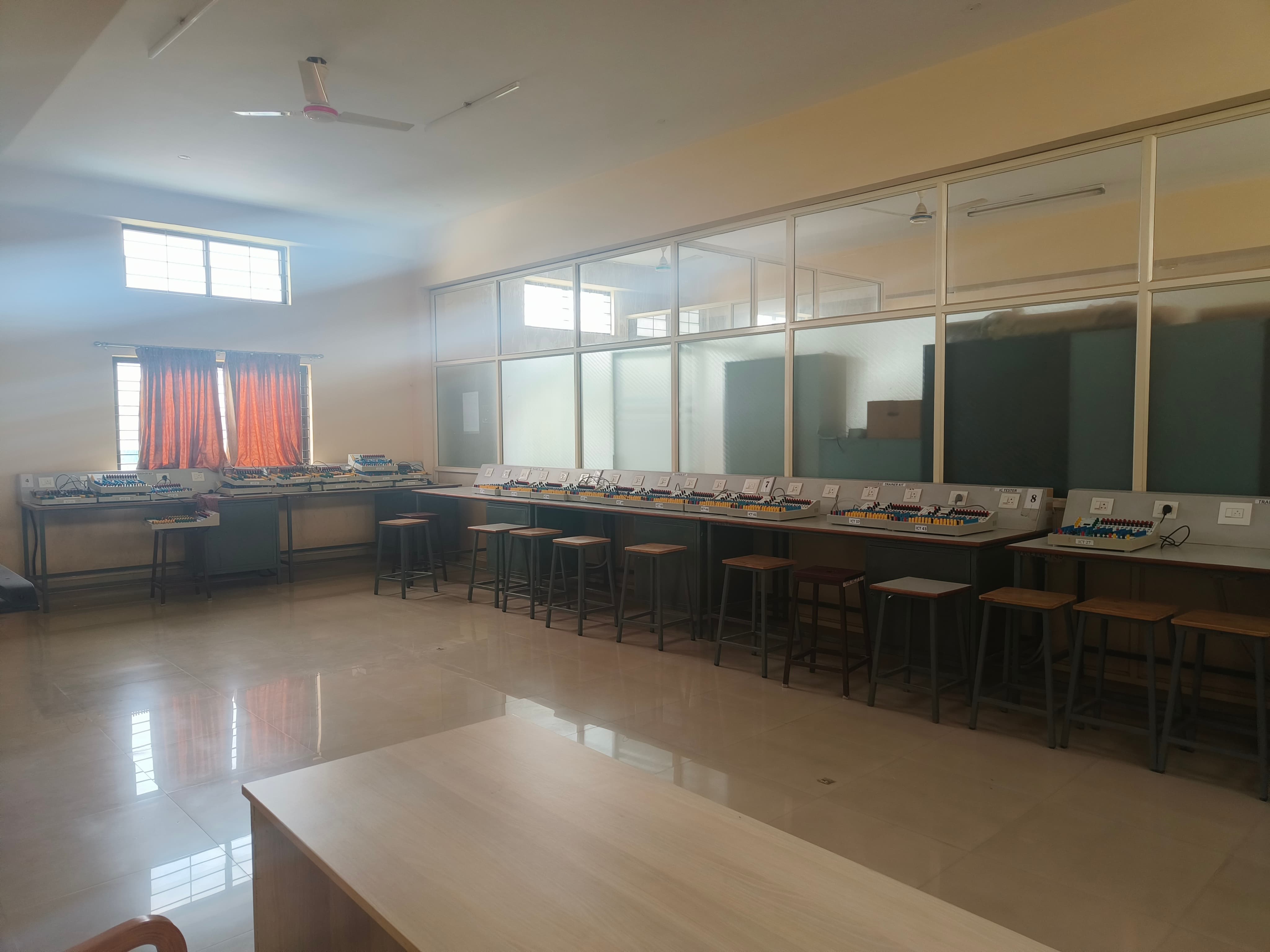 VVCE Mysore Campus Labs media (7) by 1783420286_1000040473.jpg
