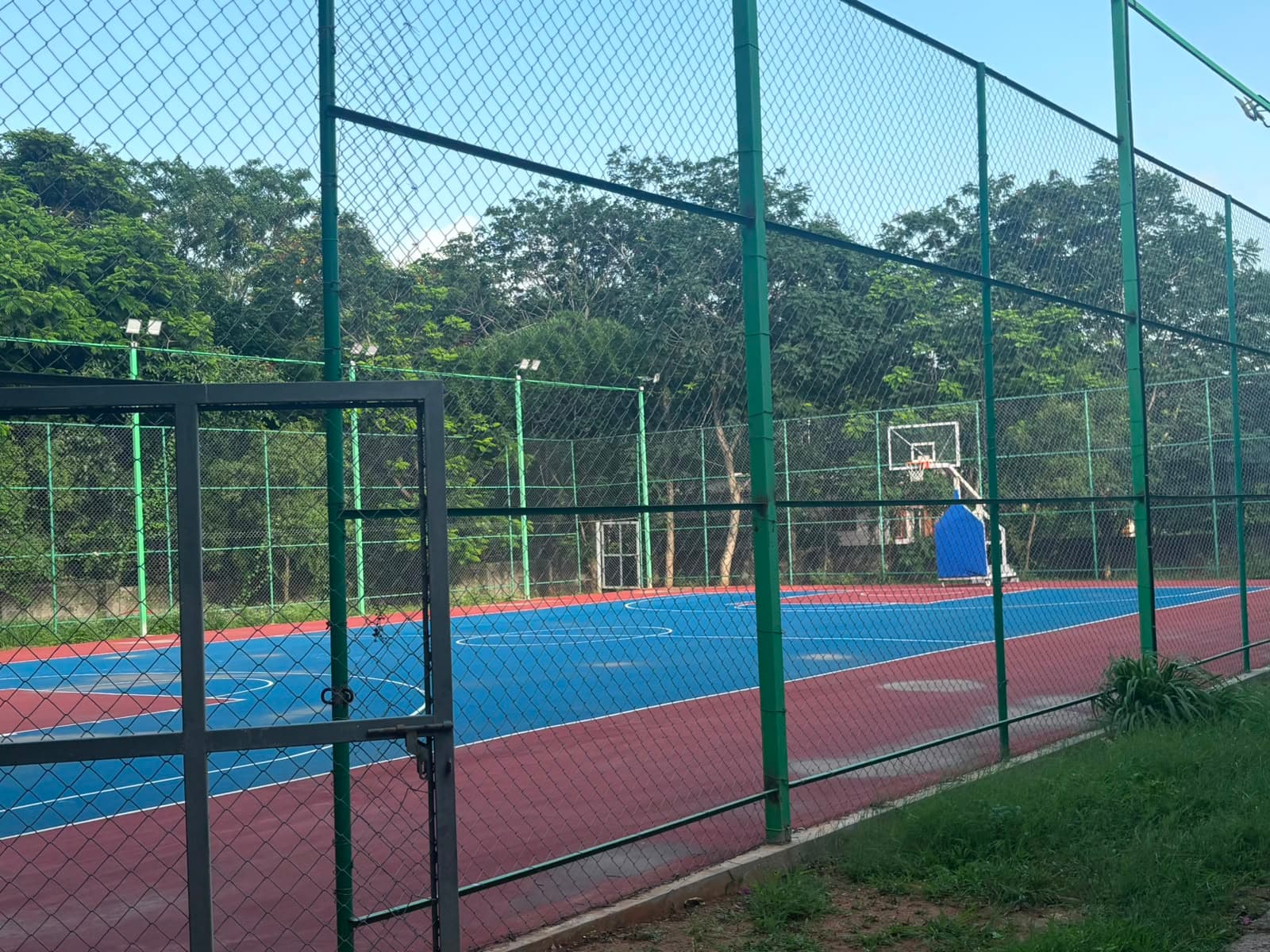 Amrita Vishwa Vidyapeetham Coimbatore Playground media (8) by 1783948908_BasketBallCourt1.jpeg