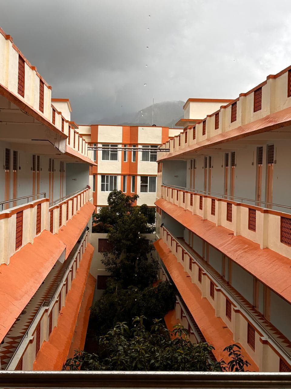 Amrita Vishwa Vidyapeetham Coimbatore Hostel Building media (4) by 1783949009_HostelBuilding.jpeg