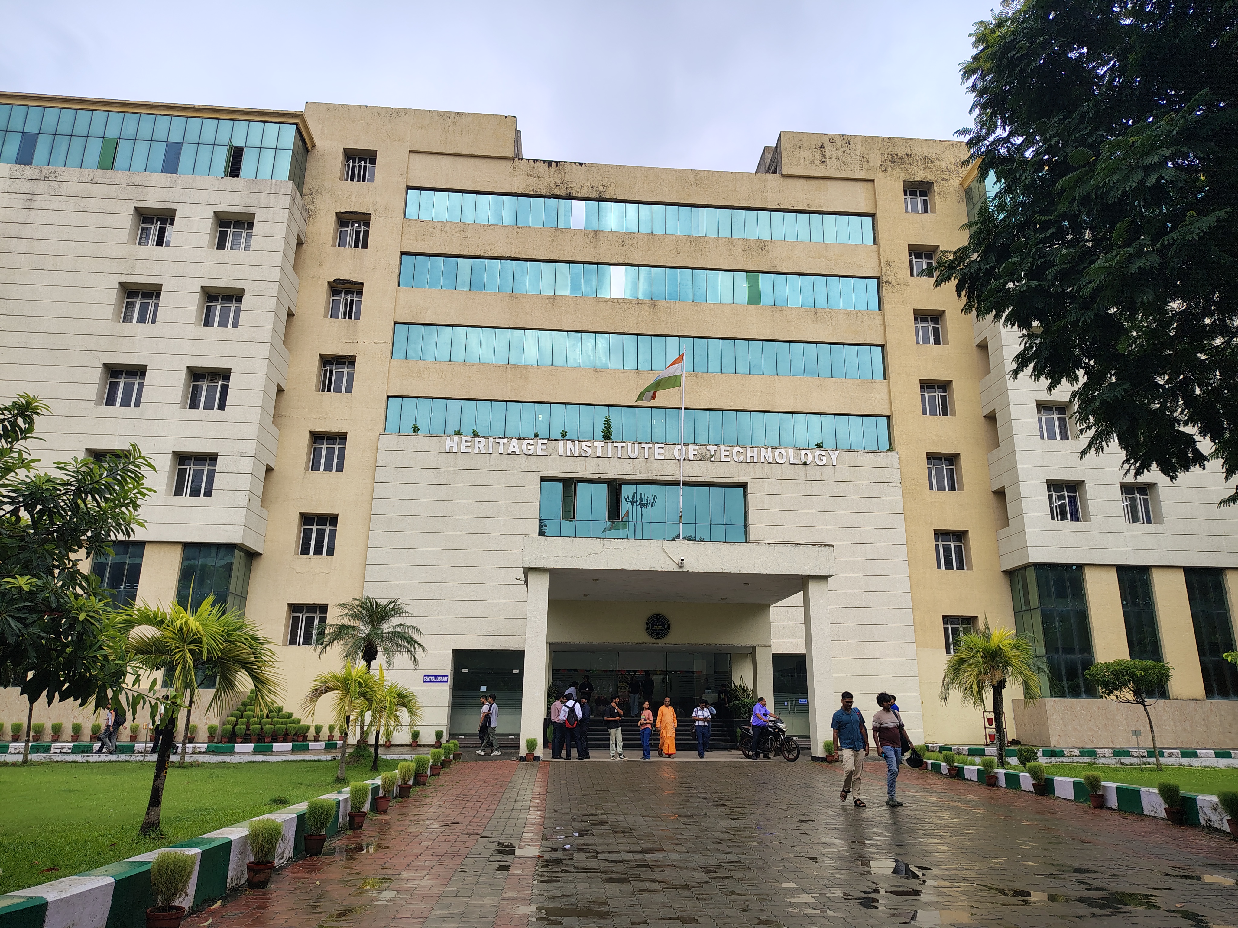 Heritage Institute of Technology Academic Block/ Main Building media (11) by 1785155535_1000040938.jpg