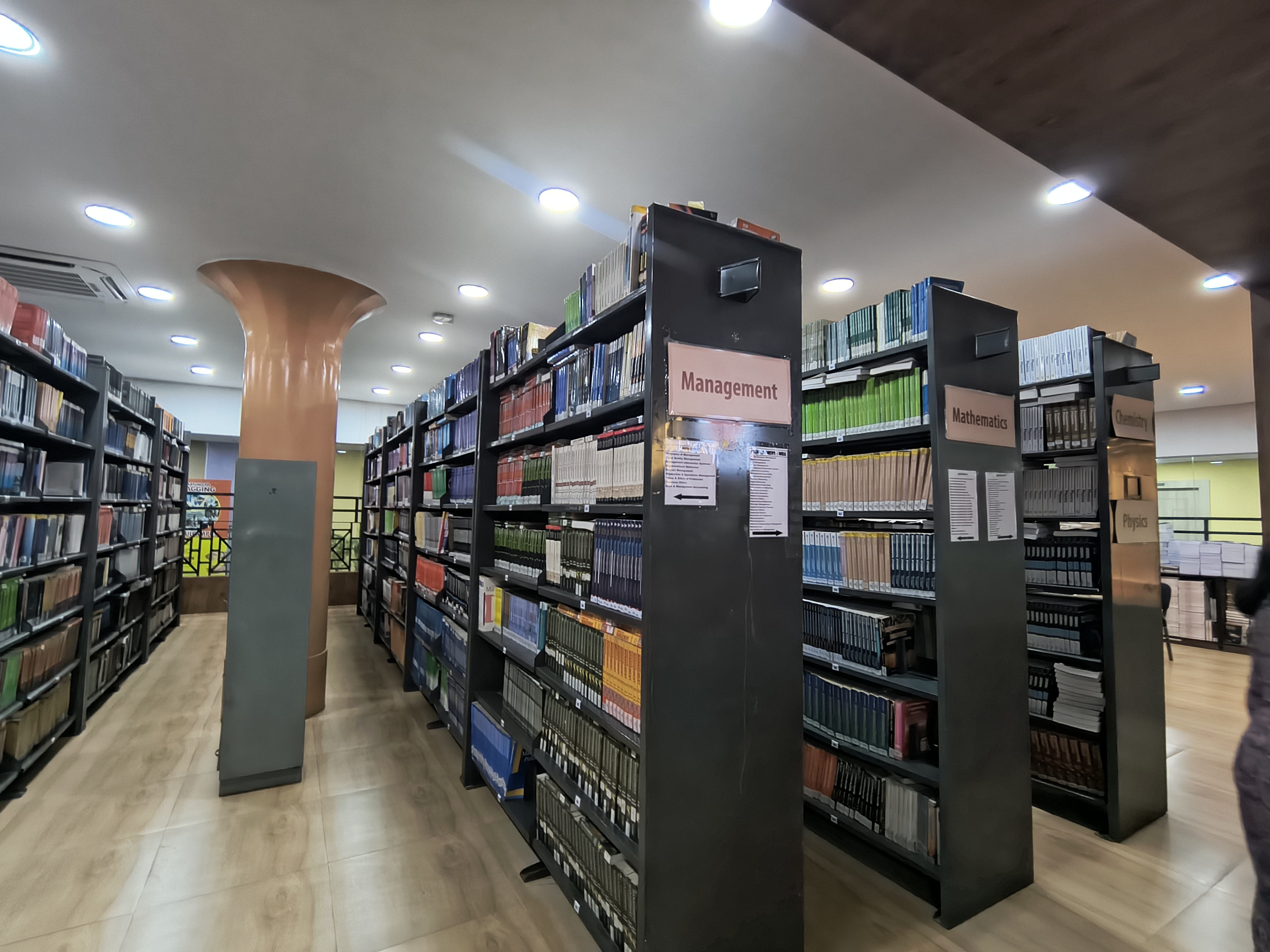 Techno International New Town Kolkata Library media (9) by 1785261250_1000080202.jpg
