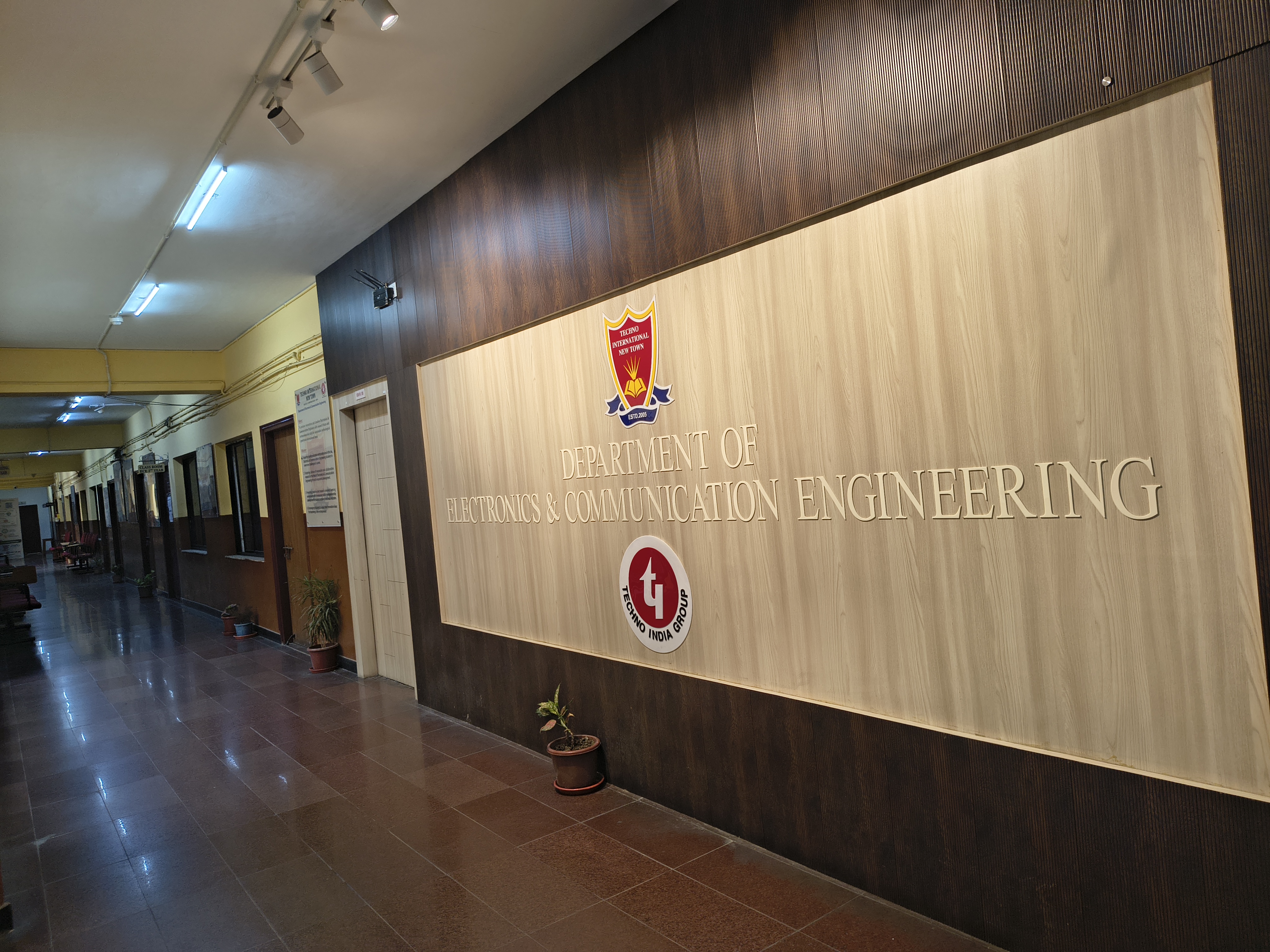 Techno International New Town Kolkata Campus Corridors media (7) by 1785261304_1000080228.jpg