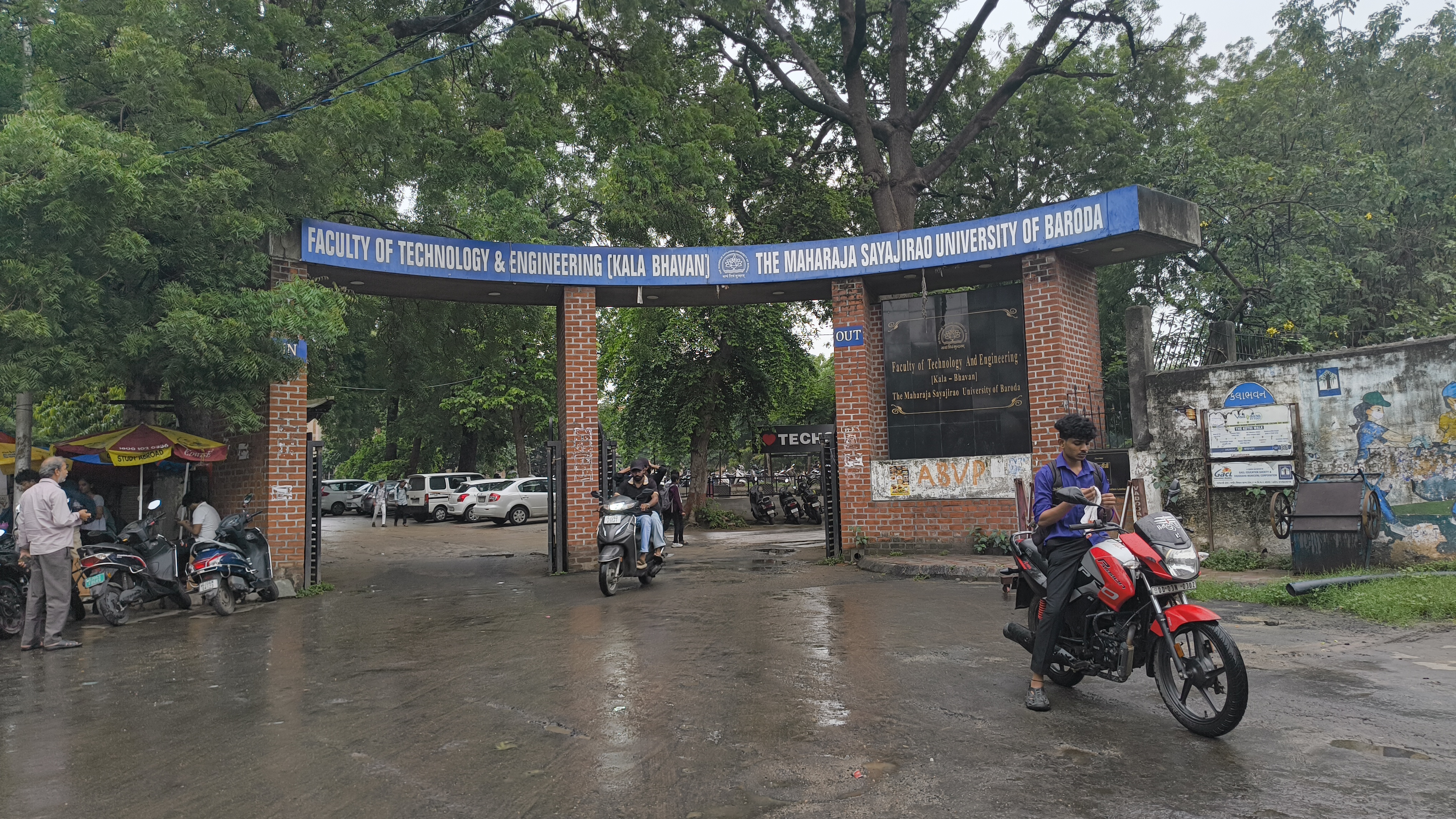 Faculty of Technology and Engineering, Maharaja Sayajirao University of Baroda Vadodara Main Entrance View media (15) by 1785569383_1000145390.jpg