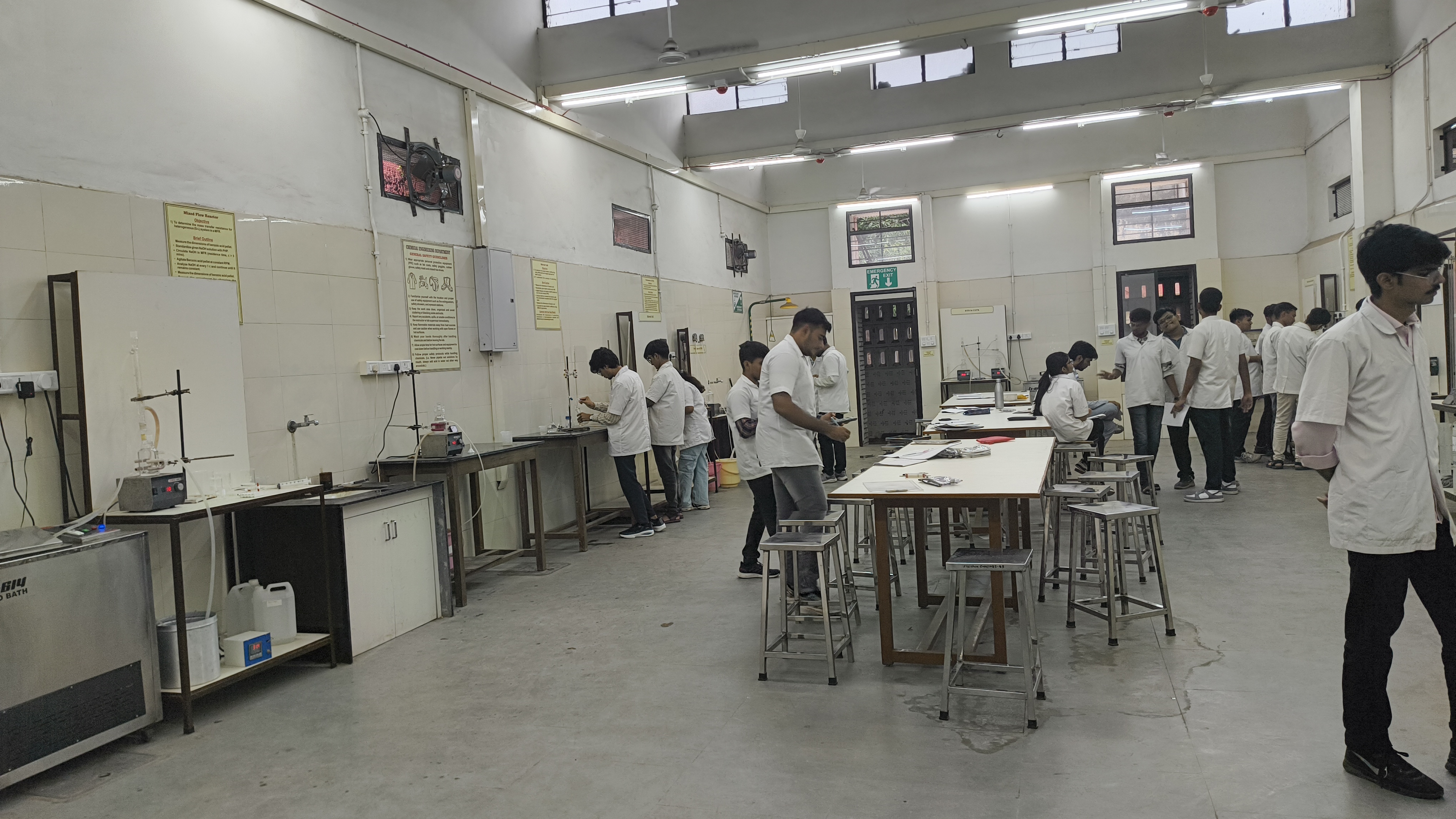 Faculty of Technology and Engineering, Maharaja Sayajirao University of Baroda Vadodara Campus Labs media (7) by 1785569635_1000145382.jpg