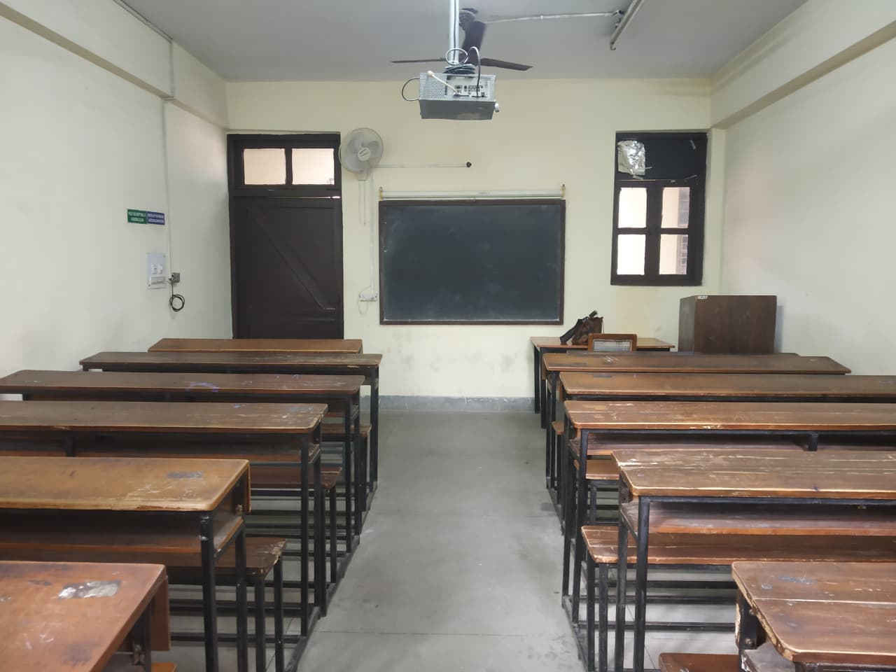 Hindu College Classroom media (8) by 1786002190_WhatsAppImage2026-08-05at6.54.48PM.jpeg
