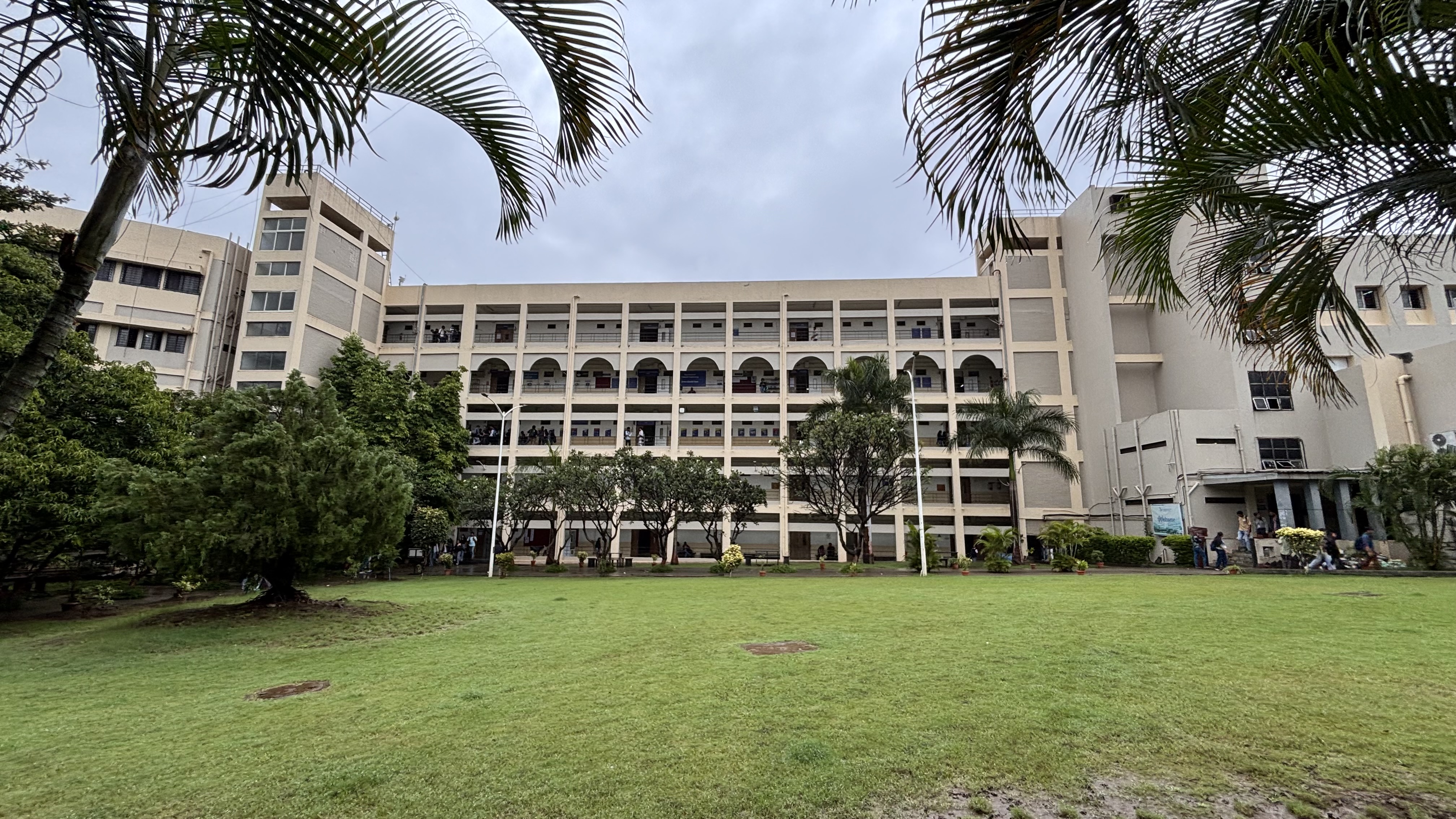 VIT Pune Academic Block/ Main Building media (14) by 1786169686_IMG_4065.jpeg