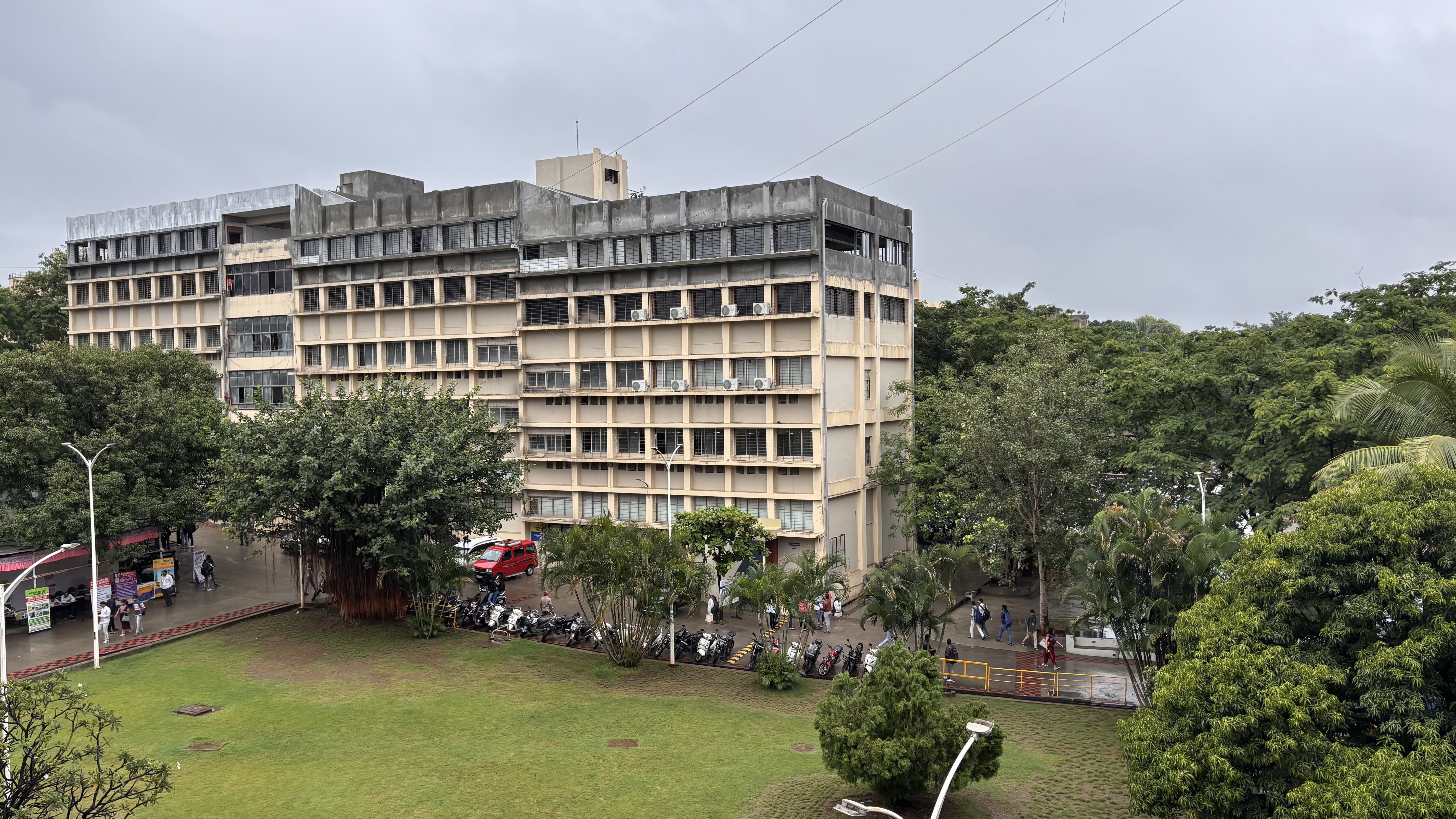 VIT Pune Academic Block/ Main Building media (13) by 1786169689_IMG_4075.jpeg