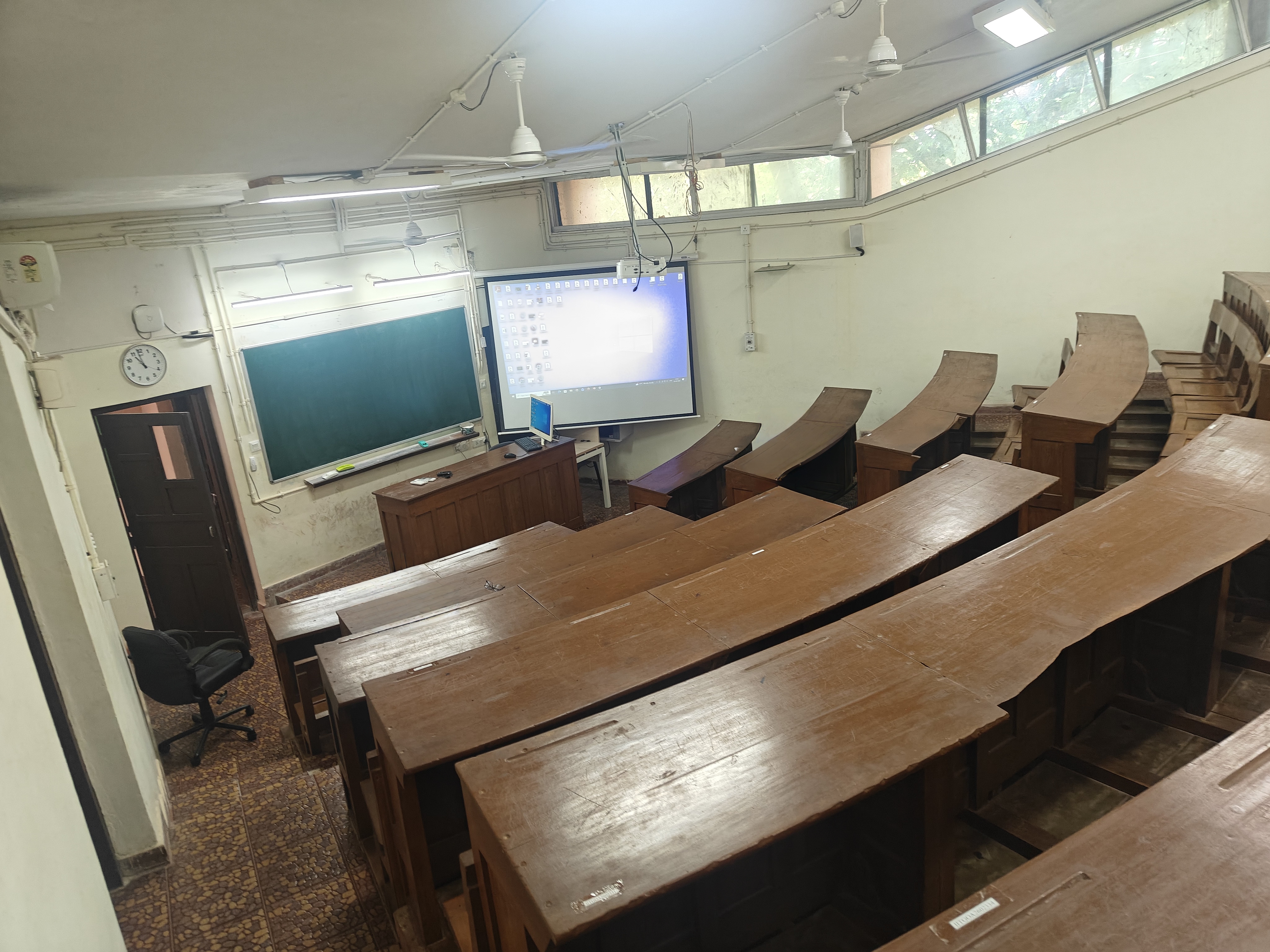 IIT Goa Classroom media (12) by 1786434356_Classroom_.jpg