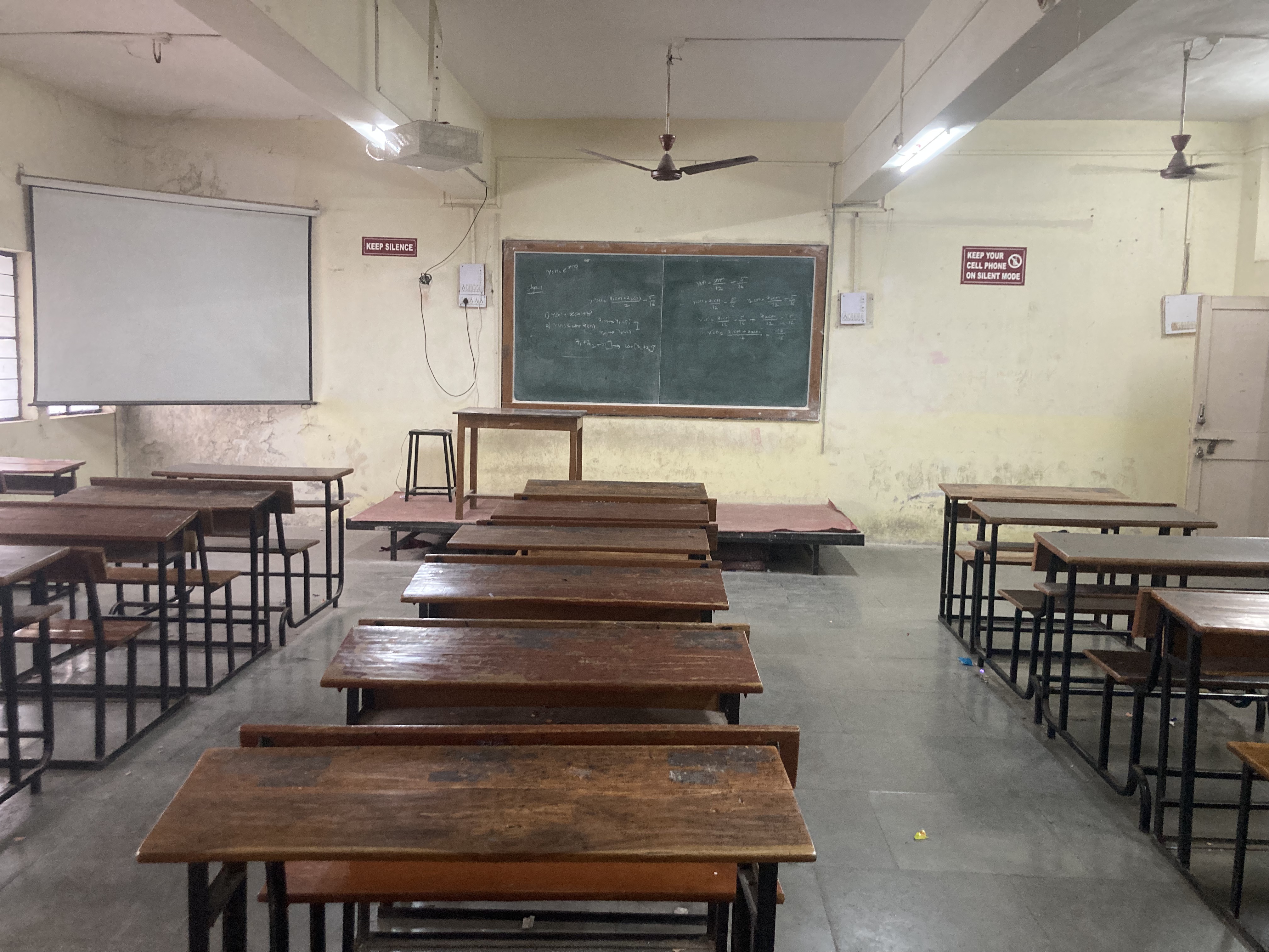 SCOE Pune Classroom media (6) by 1789039838_Classroom_2.jpg