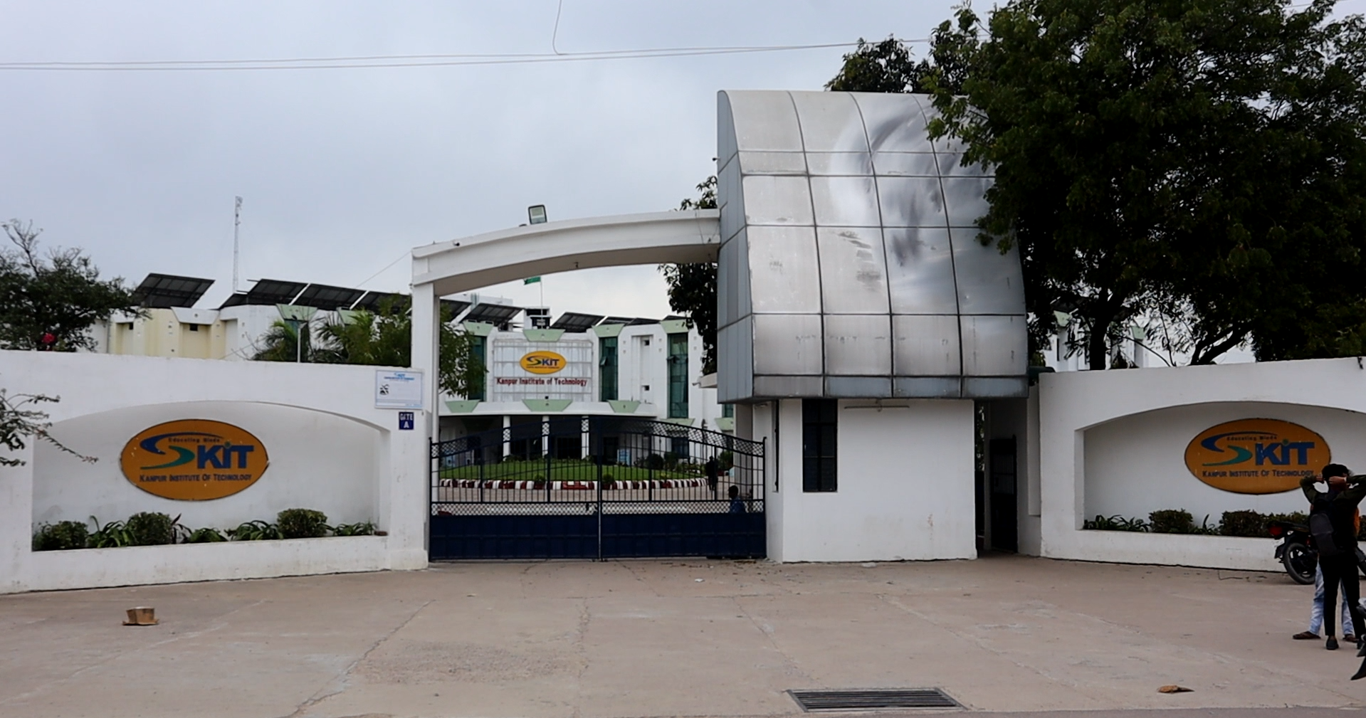 KIT Kanpur Main Entrance View media (8) by 1790237405_collage(14).png