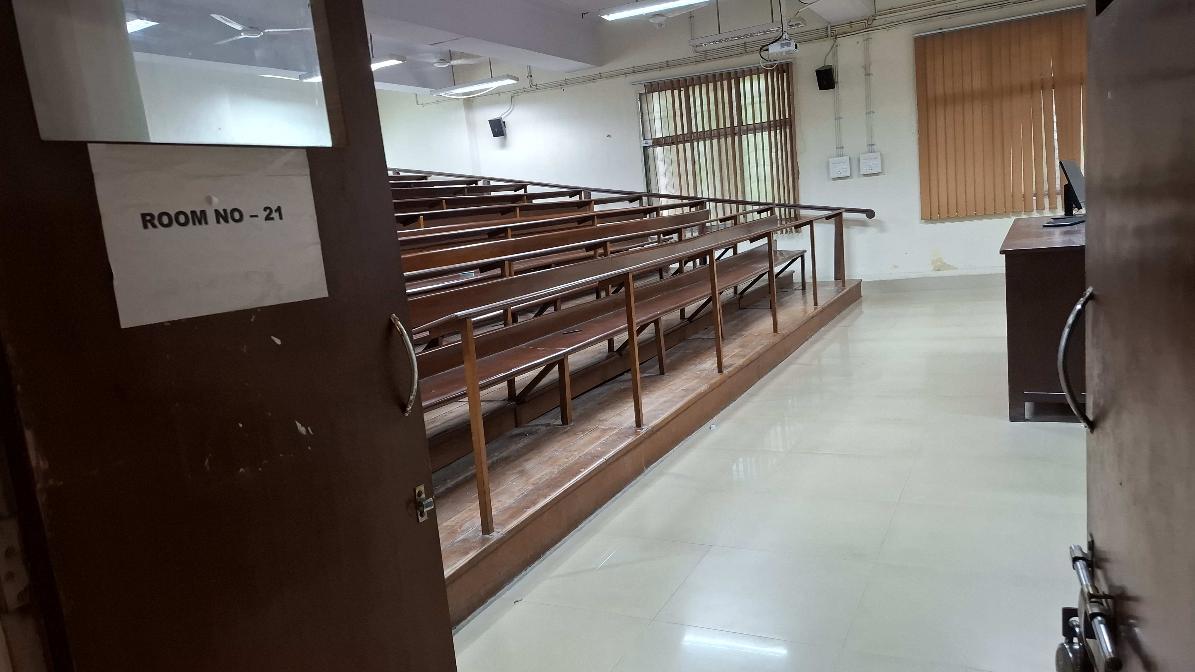 Presidency University Kolkata Classroom media (12) by 1790952032_1000317431.jpg