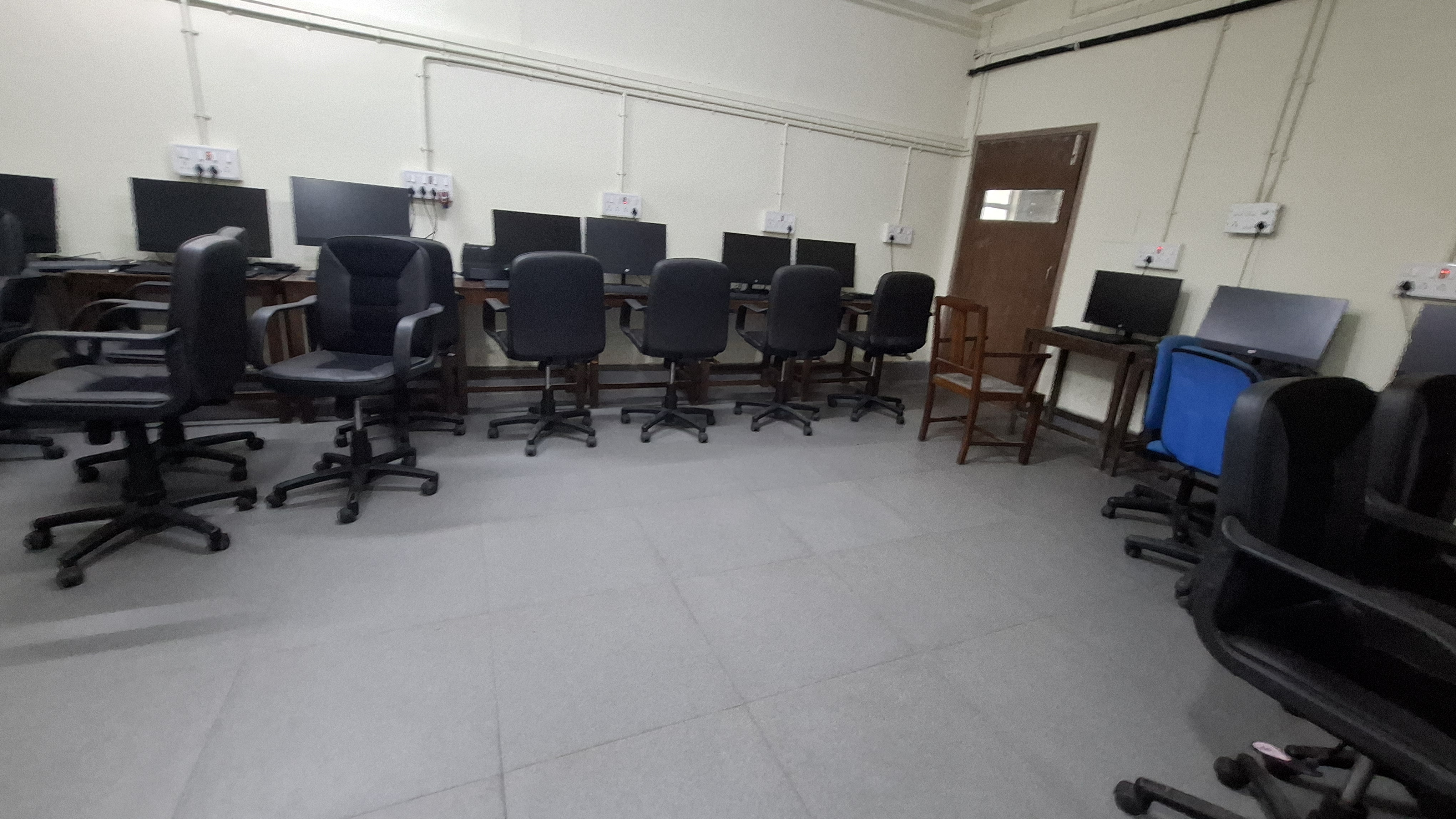 Presidency University Kolkata Campus Labs media (5) by 1790952315_1000317433.jpg