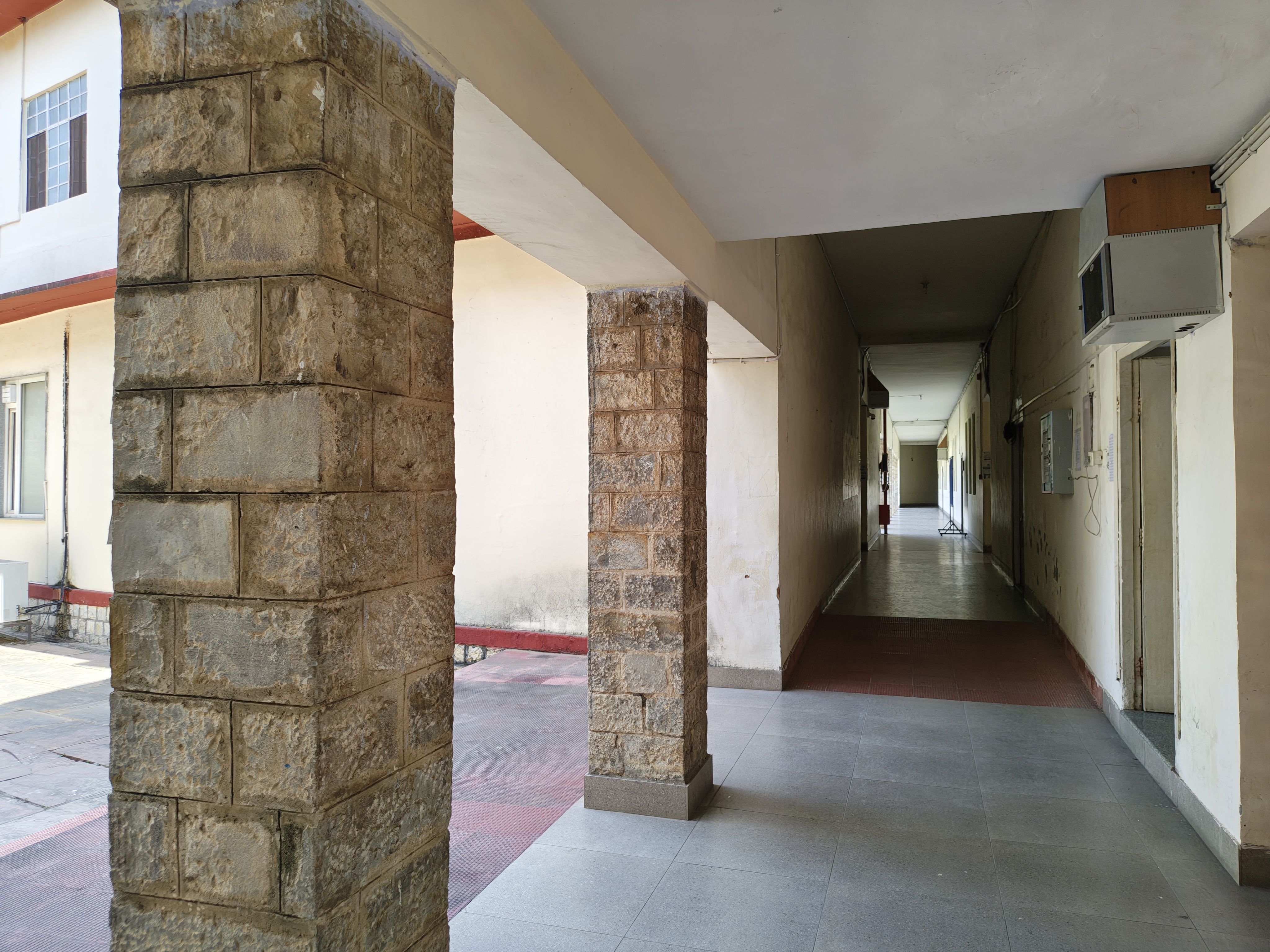 Kanoria PG Mahila Mahavidyalaya Jaipur Campus Corridors media (9) by 1791385700_107962.jpg