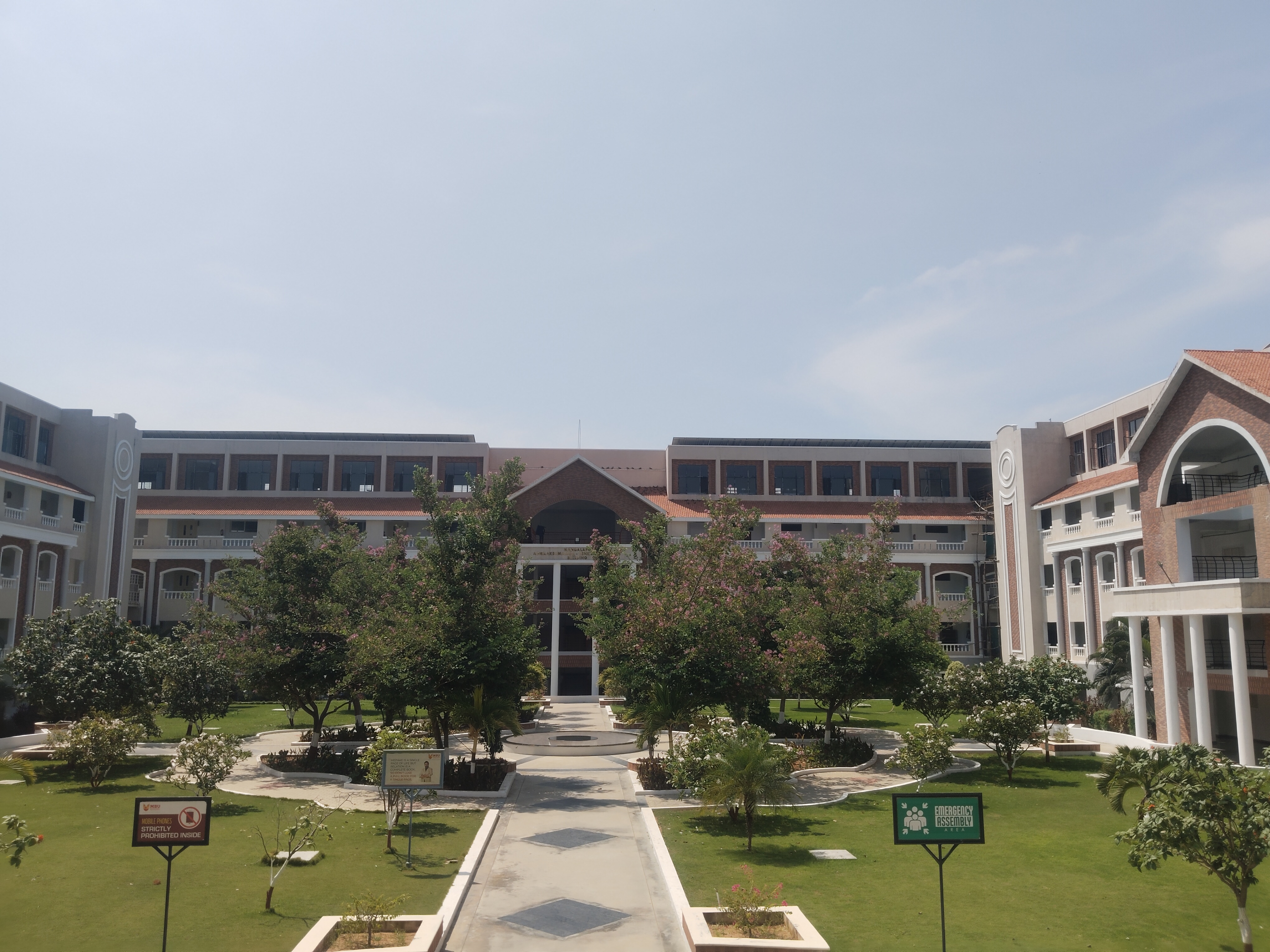 Mohan Babu University Tirupati Academic Block/ Main Building media (12) by 1791627768_1000142979.jpg