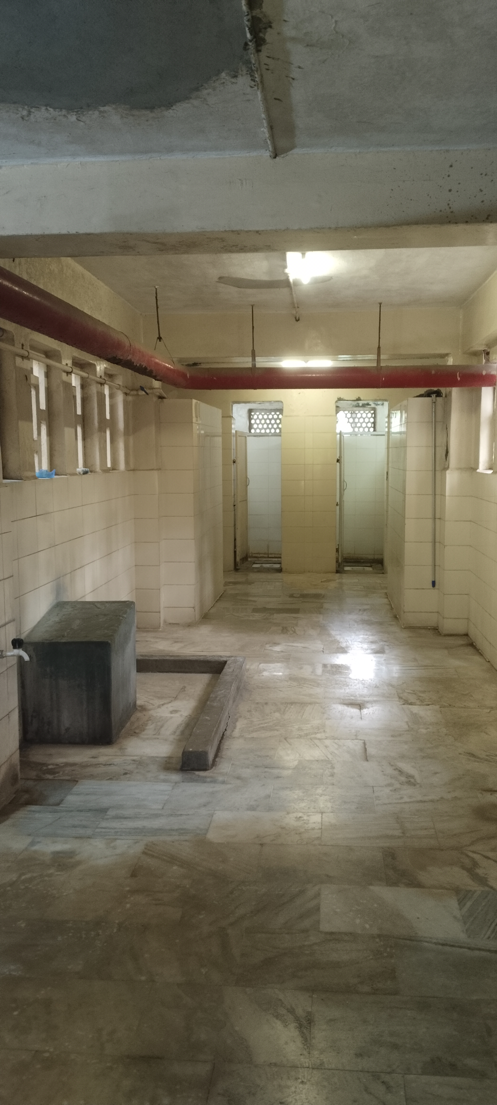 PSG Tech Coimbatore Hostel Washroom media (6) by 1792407895_1000273646.jpg