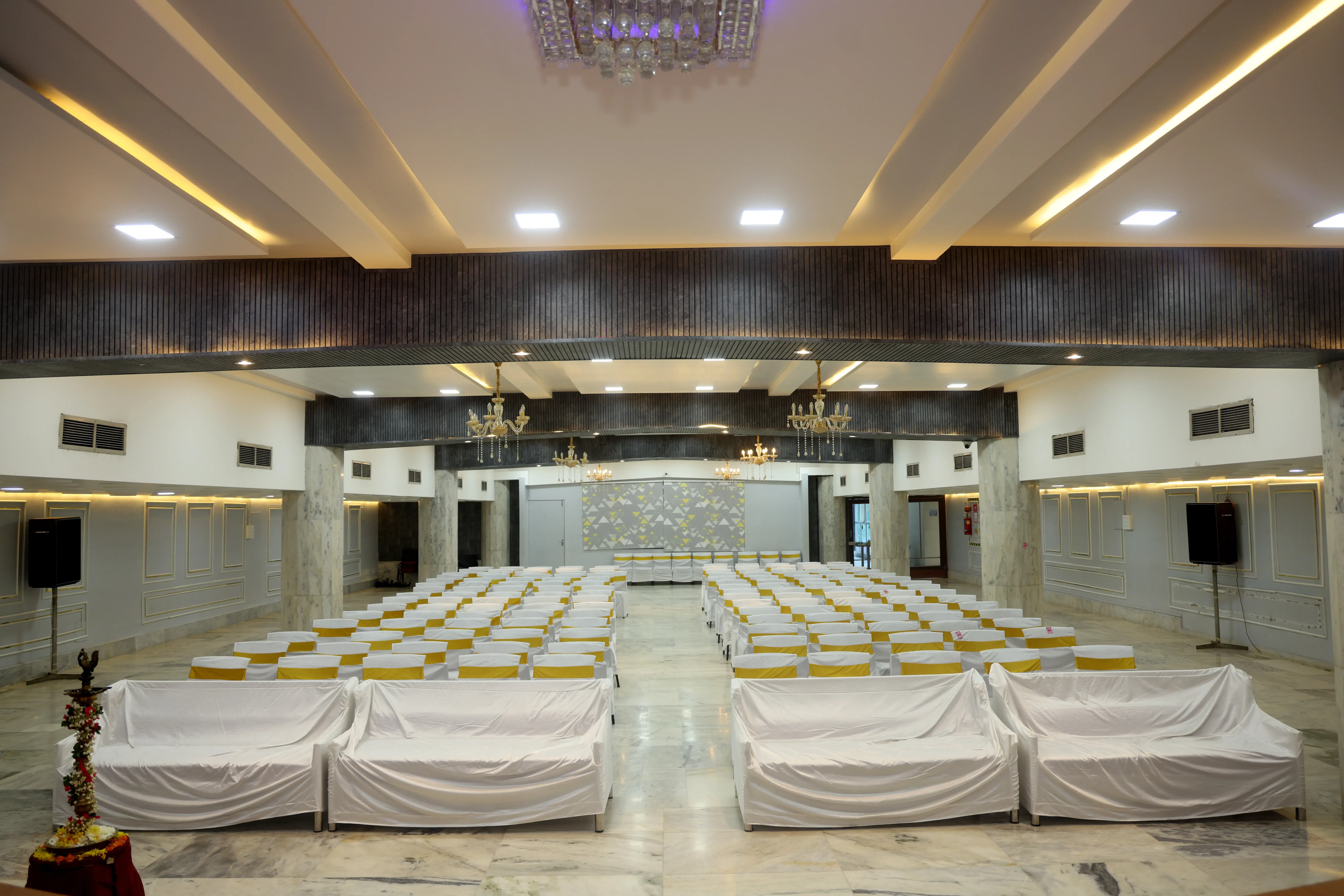 SASMIRA’s Business School