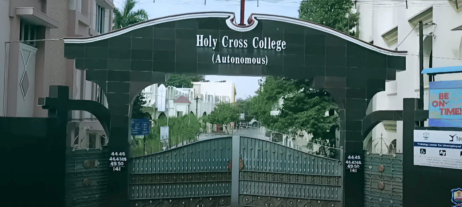 holy cross trichy main gate