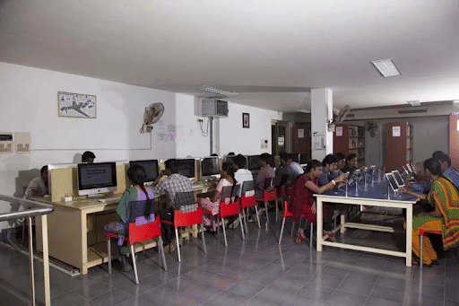 KCG College of Technology Computer Lab