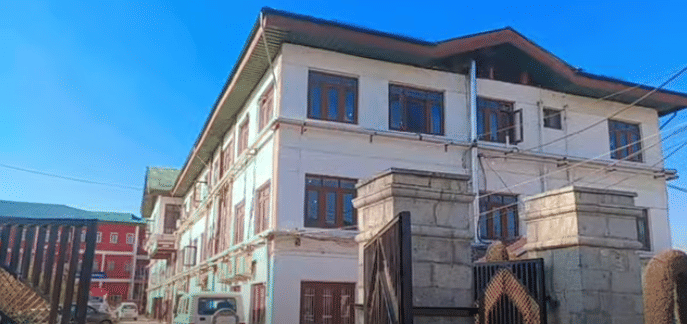 Administrative building of GMC Srinagar