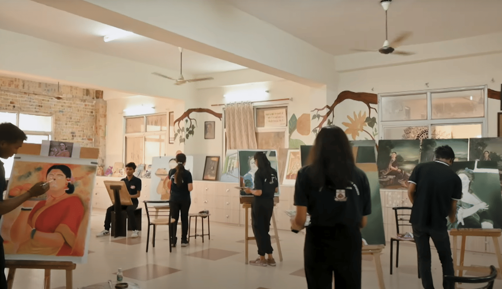 Goel Group of Institutions Fine Arts Room