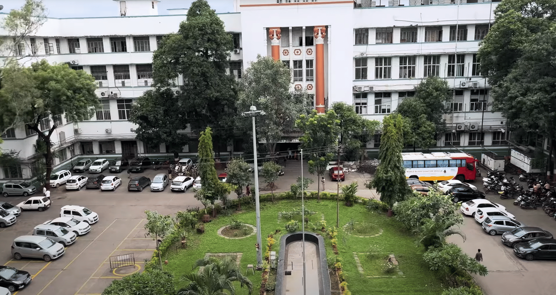 BJMC PUNE ADMINISTRATIVE BUILDING