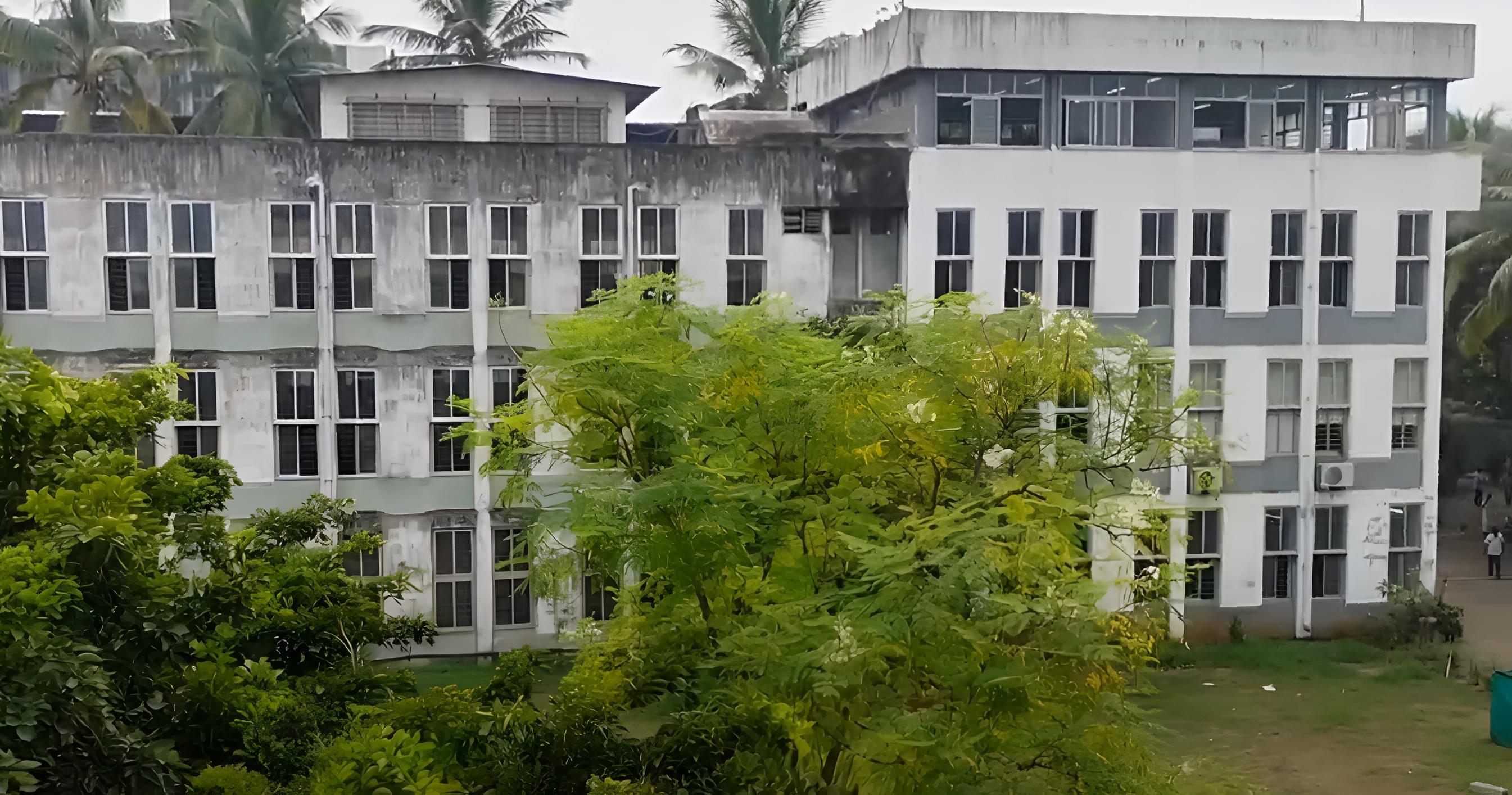 BN Bandodkar College of Science, Science Block