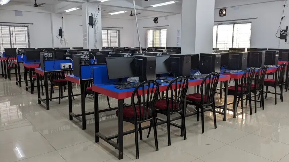 ECMT Kolkata Computer Lab