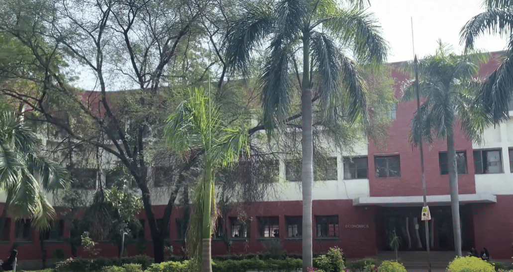 Delhi School of Economics Department of Economics