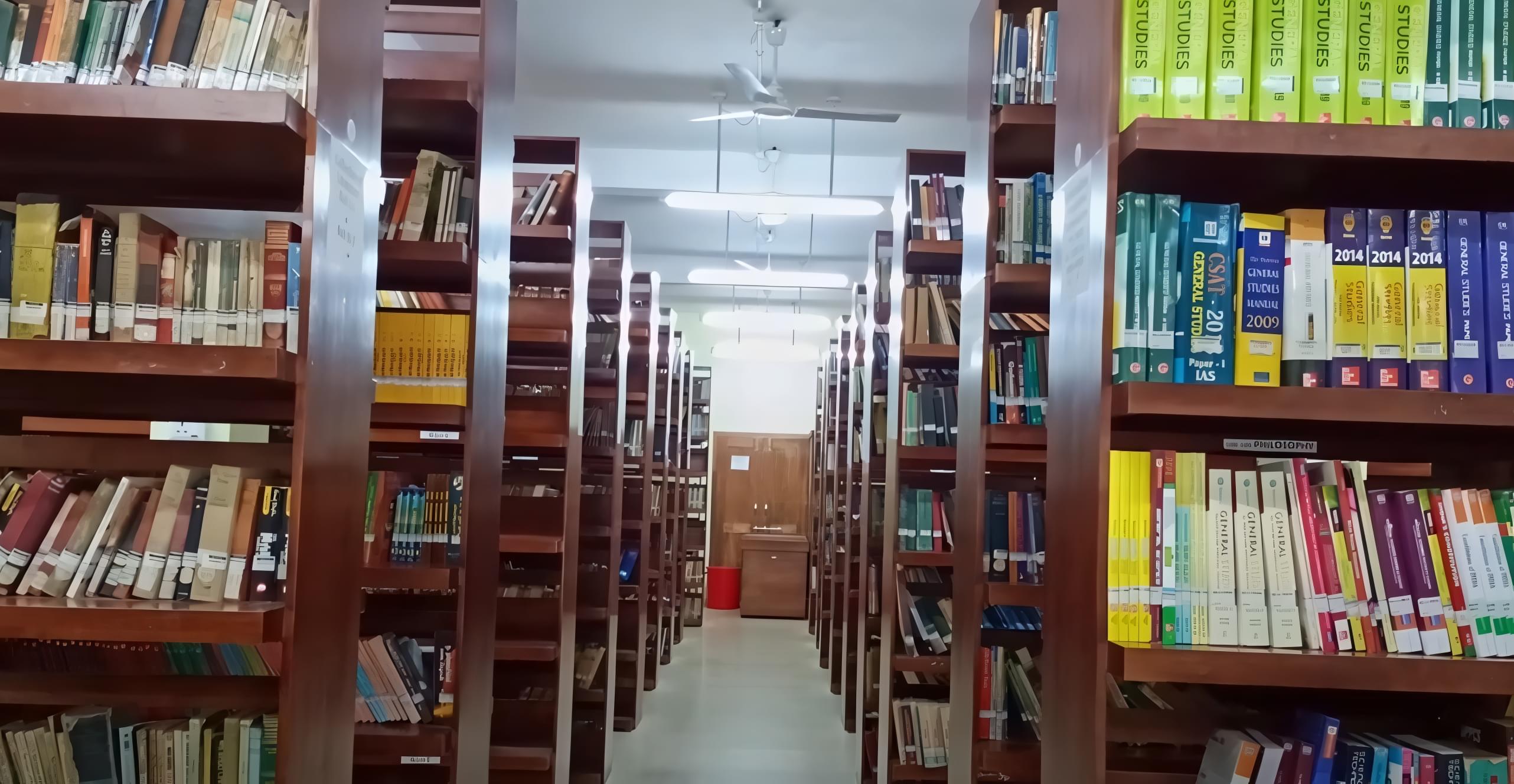 Government College Chittur library image