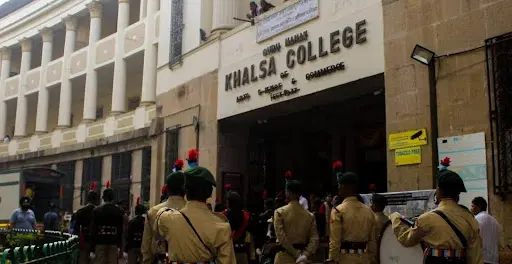 Guru Nanak Khalsa College of Arts & Commerce in Mumbai