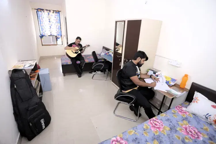 LBSIM Delhi Hostel Room