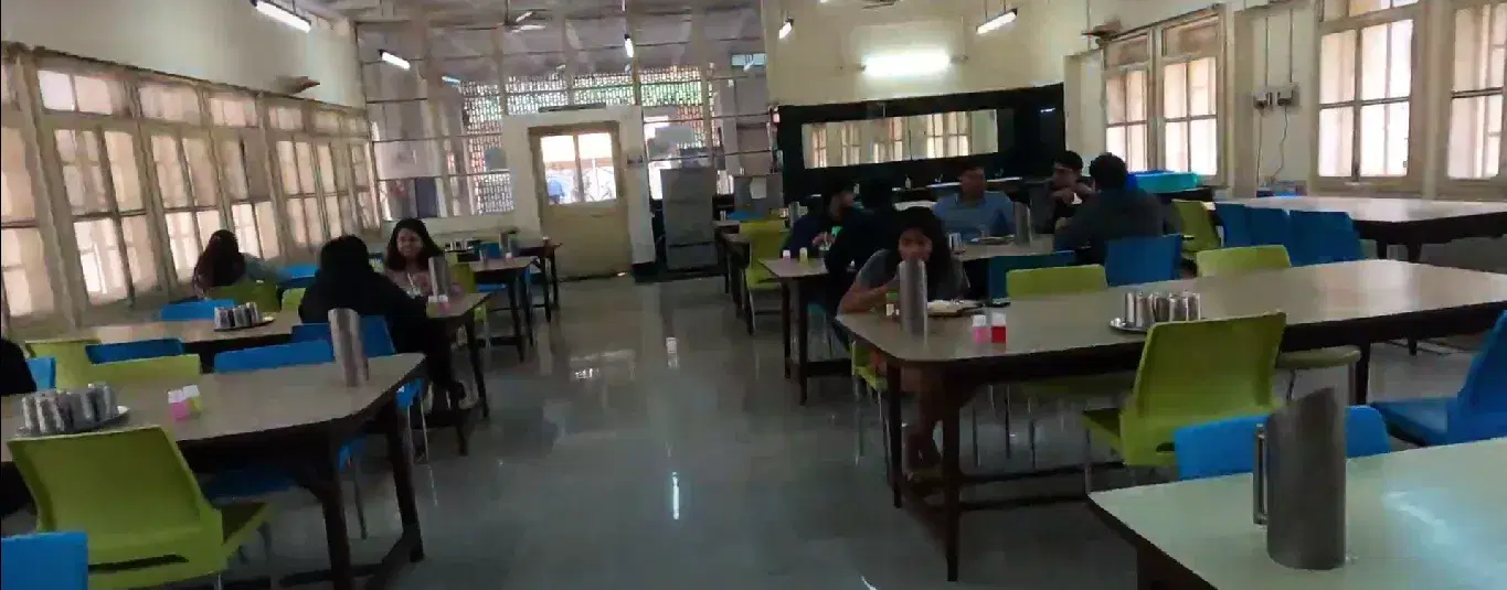IIMC Hostel Mess