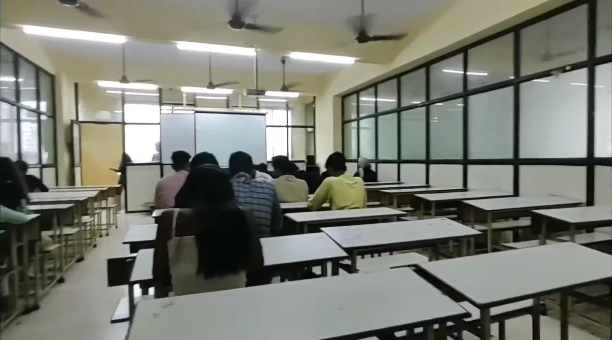 Classroom of Patkar Varde College
