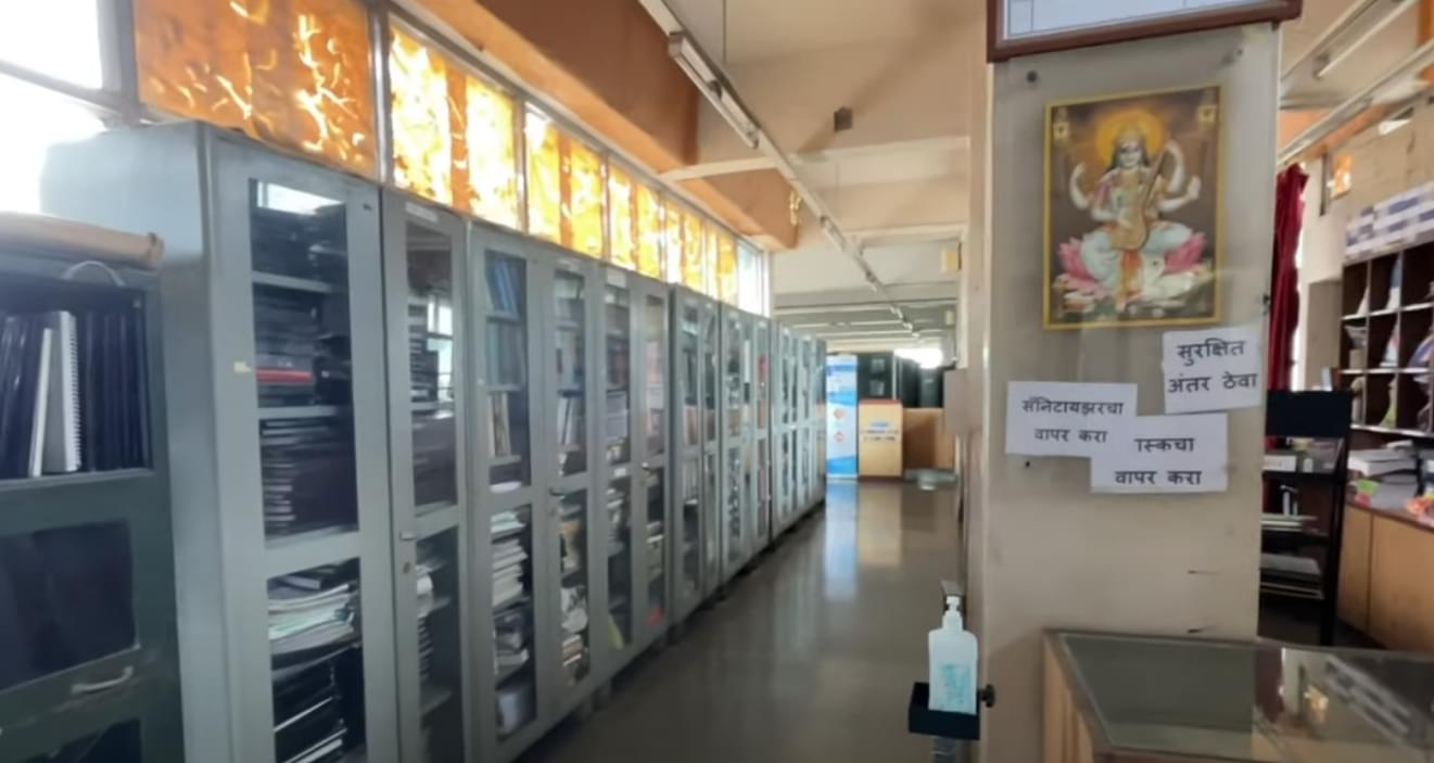 BN Bandodkar College of Science Library 