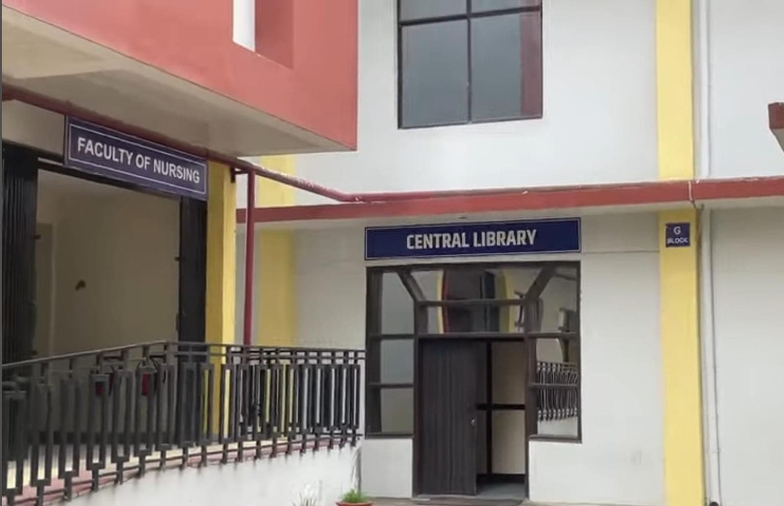 MHU Library 