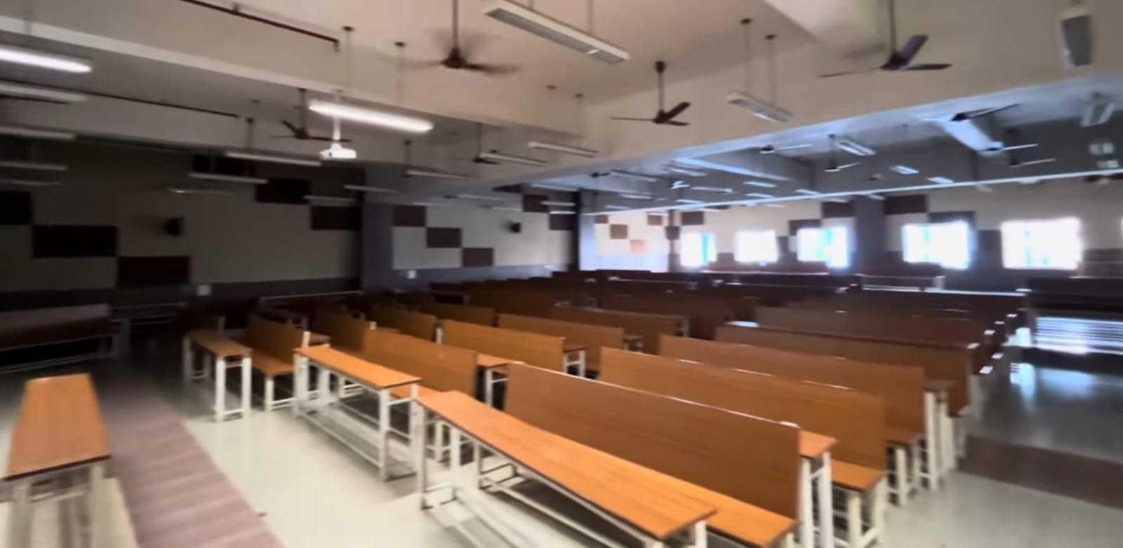 Non-AC classroom of Malda Medical College