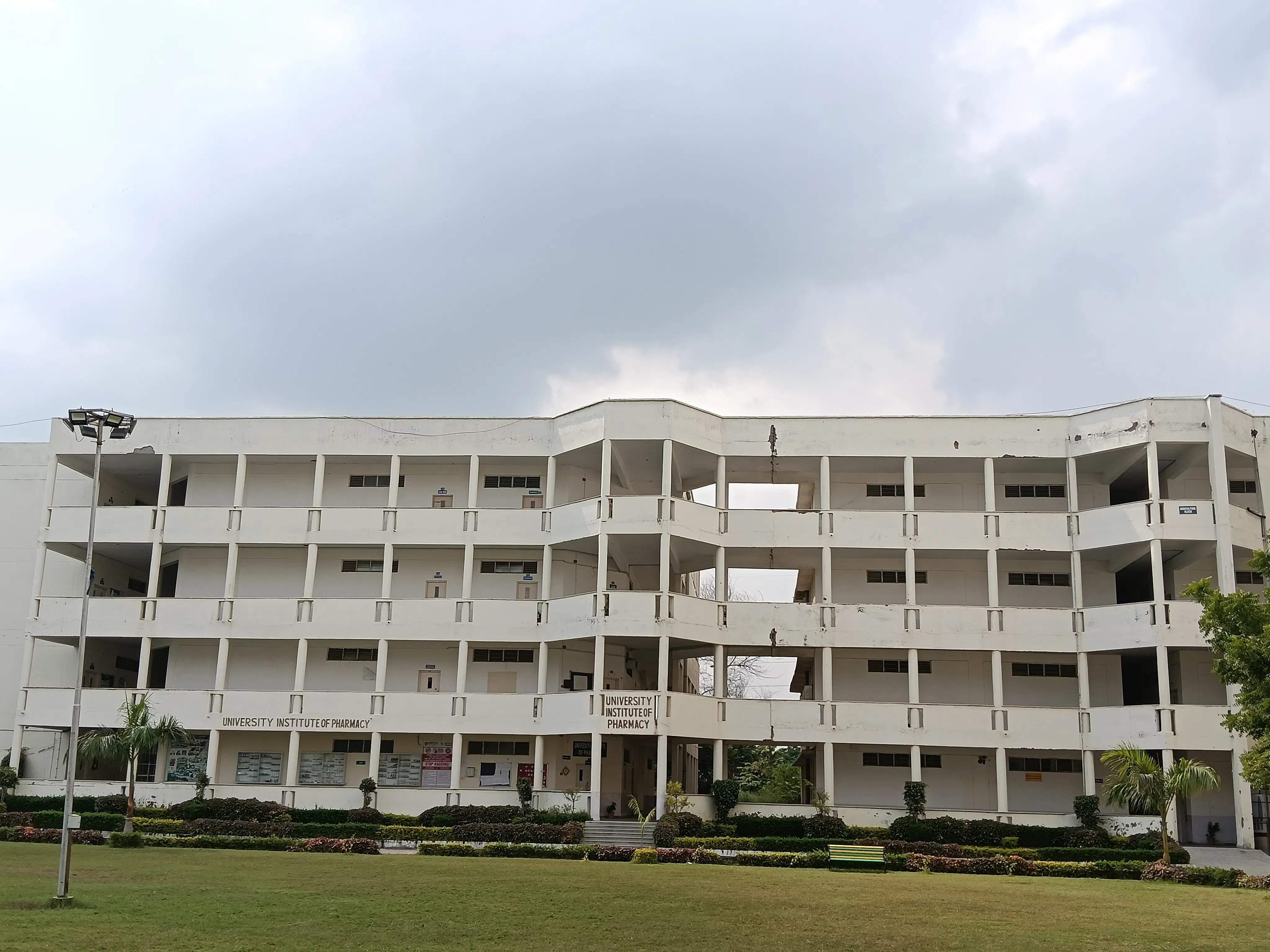 Oriental University Building