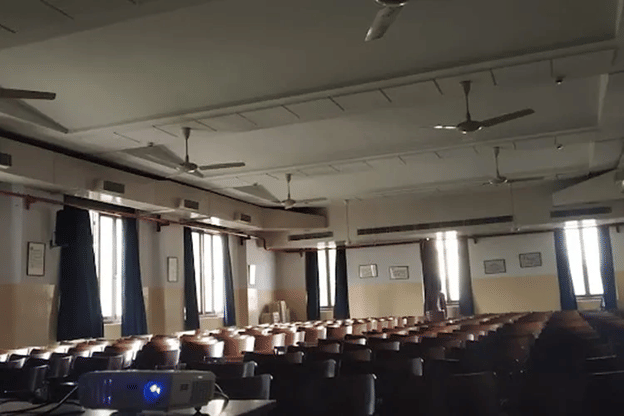 classroom loreto  college