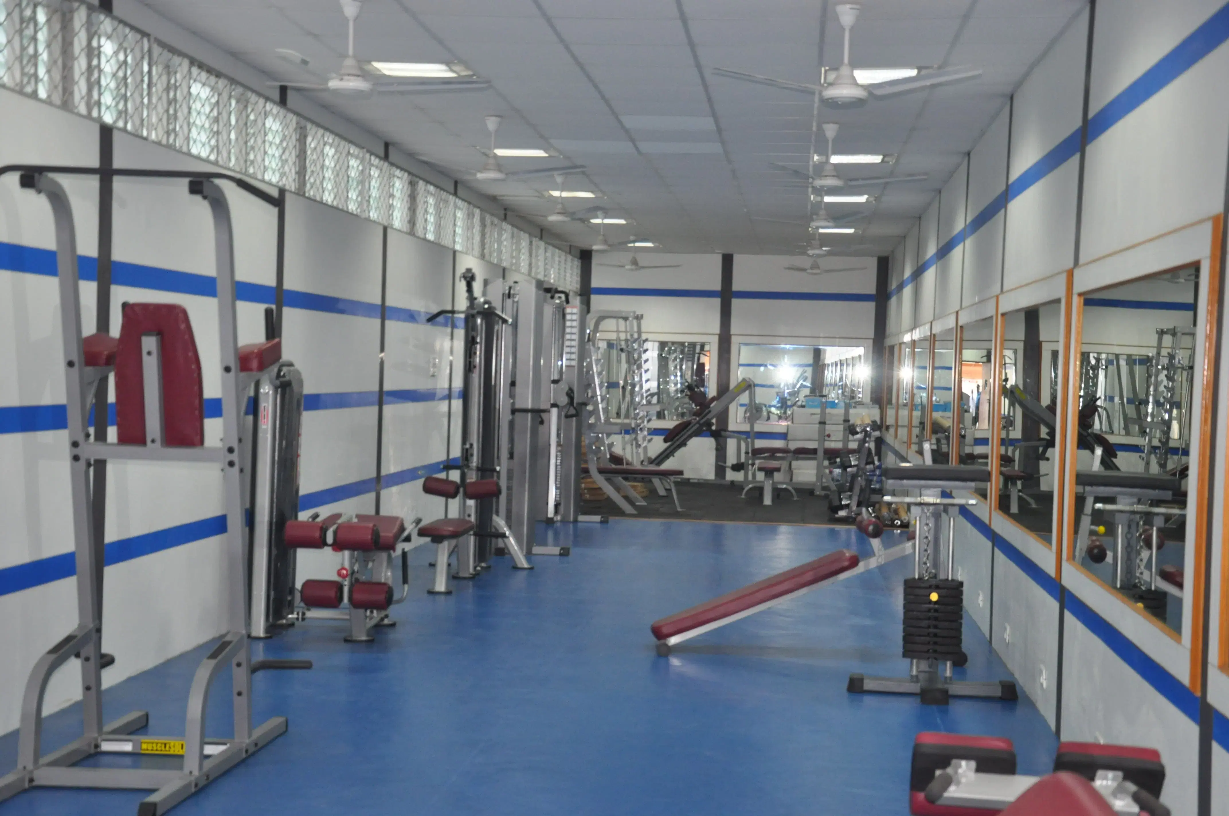 Easwari Engineering College Gym