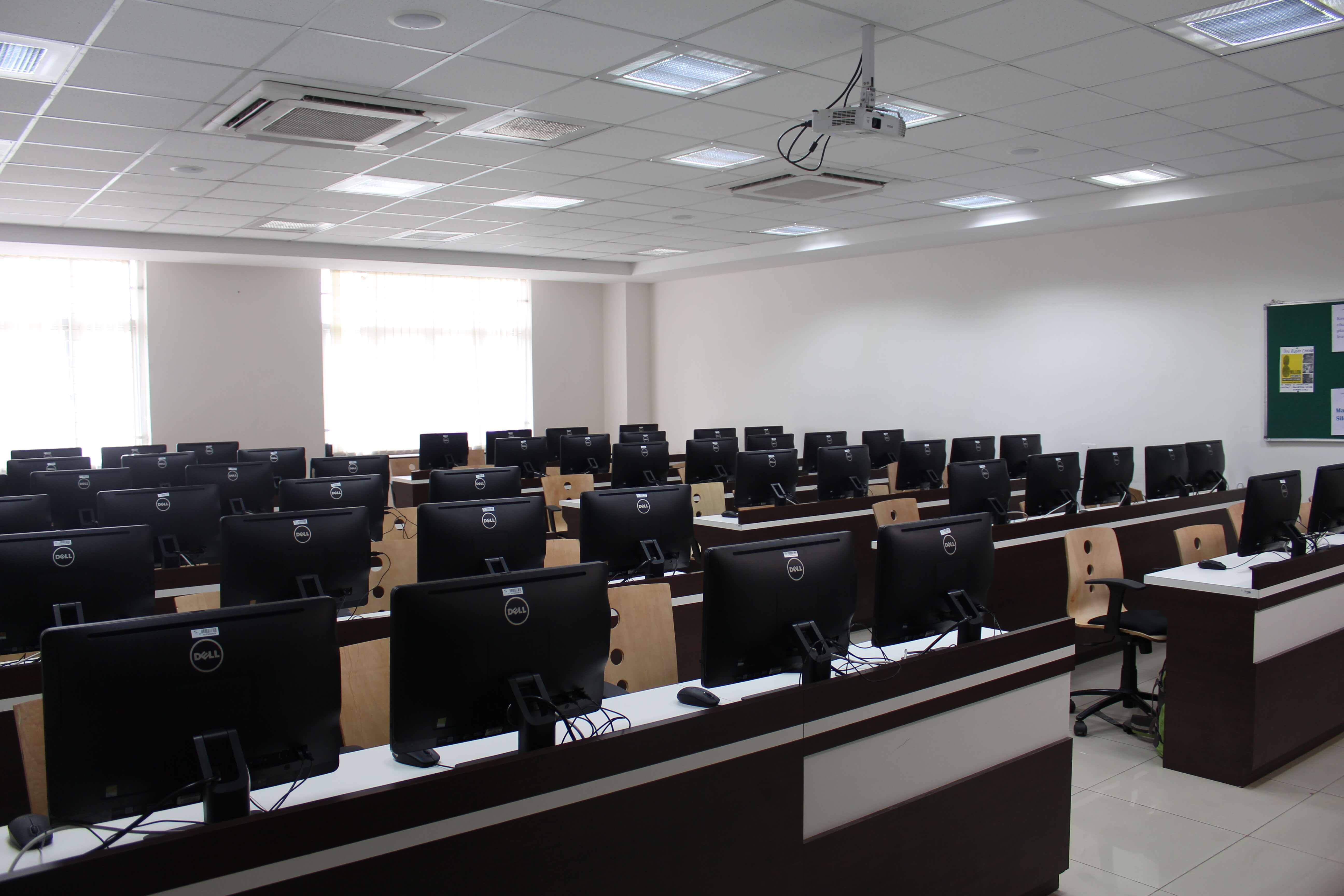 SSLA Pune Computer Lab