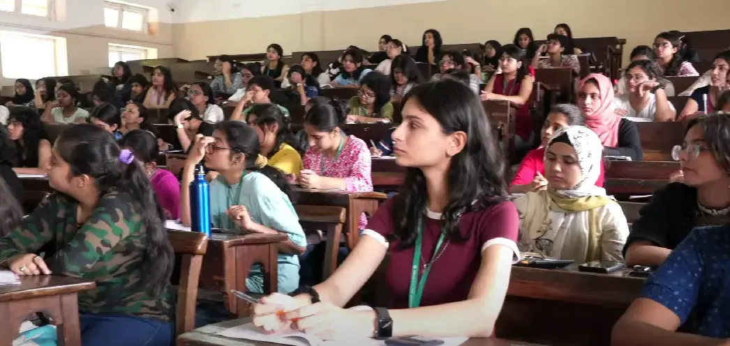 Sophia college for women classroom