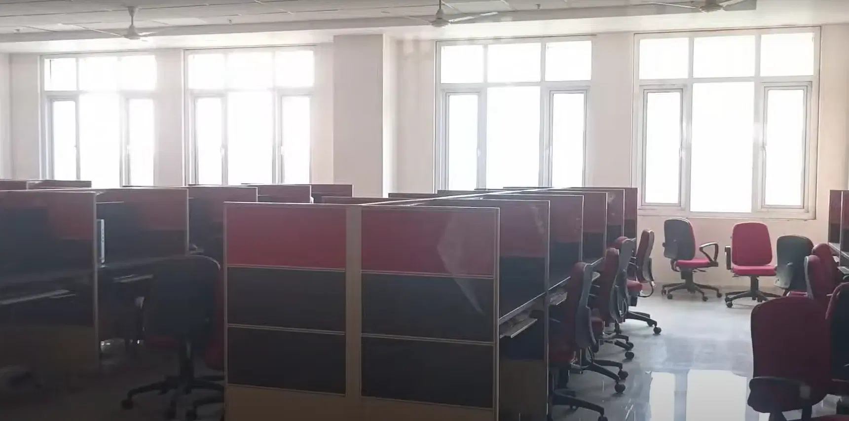 IIIT Lucknow Computer Lab