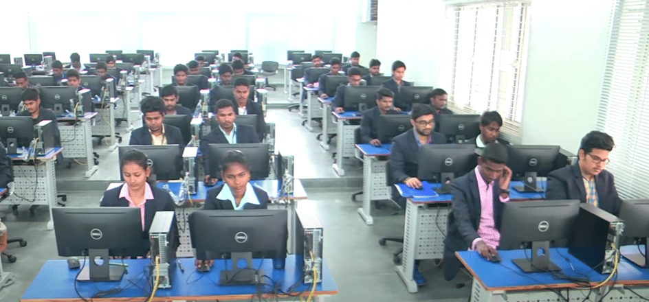 Guru Nanak College (Autonomous) Computer lab