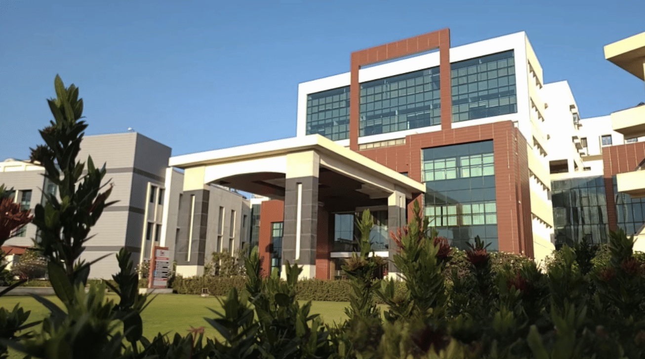 IISER Pune Main Academic Building