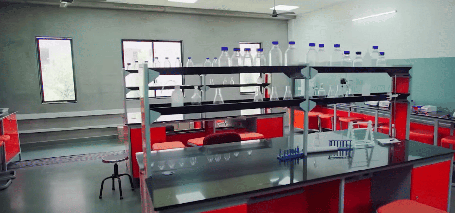 SRU Raipur Laboratory