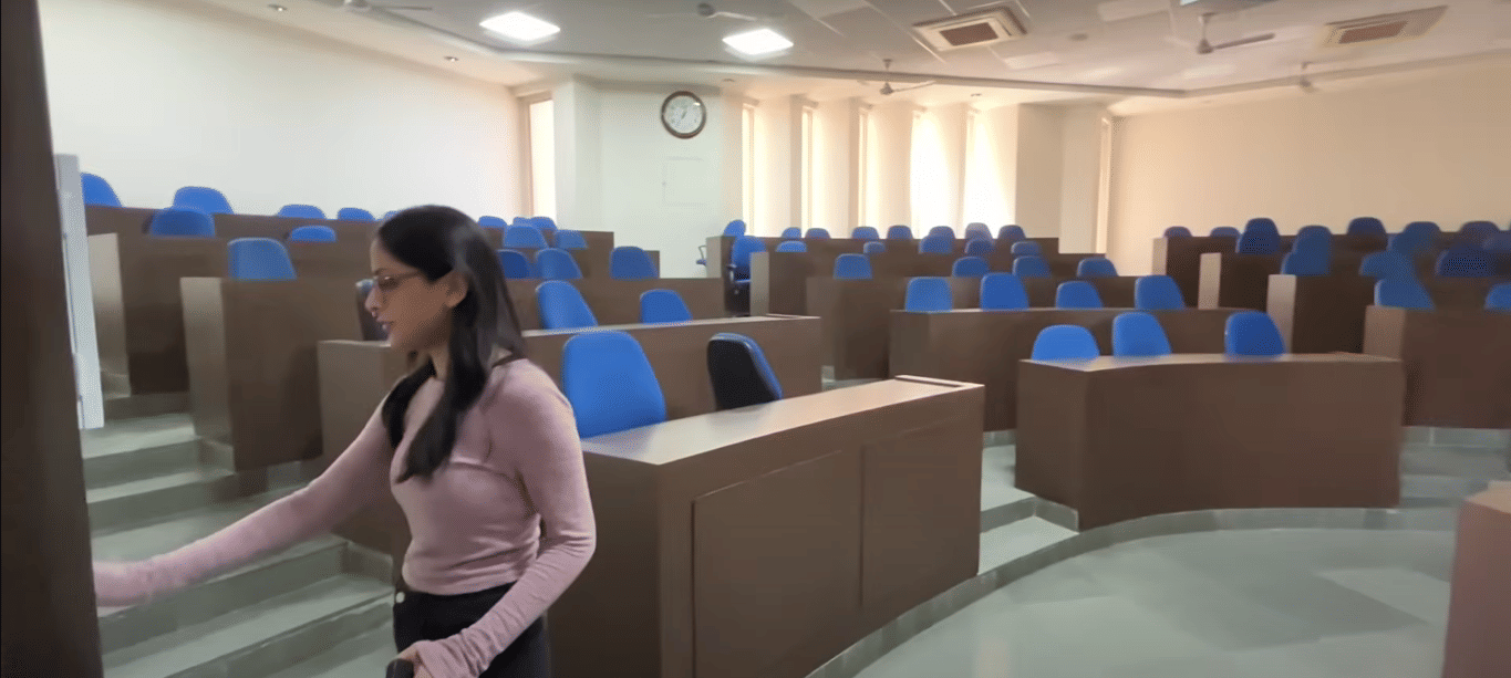 IMT Ghaziabad Classroom
