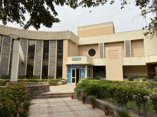 DFS Delhi Cafeteria