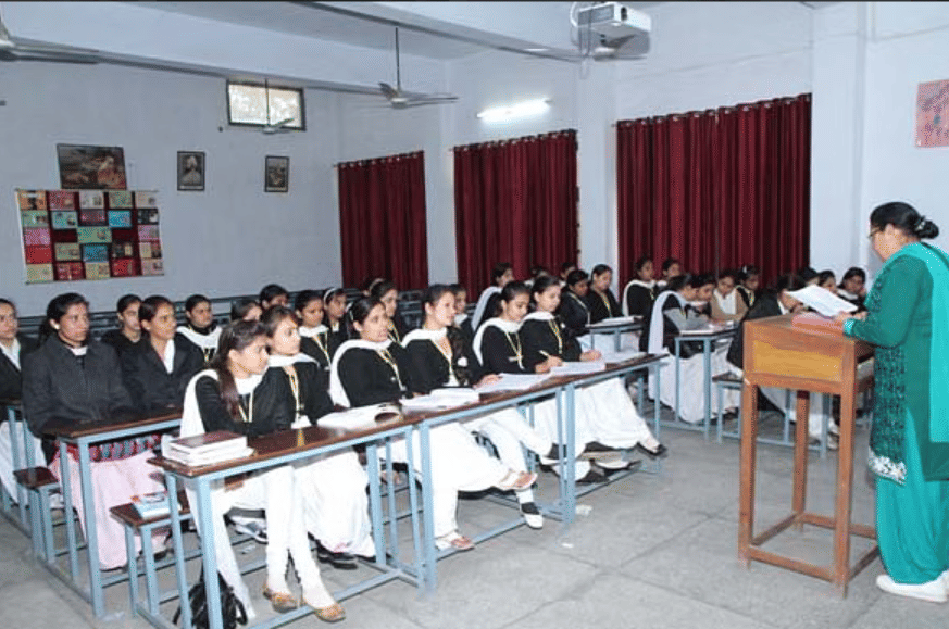 GCG Ludhiana Classroom